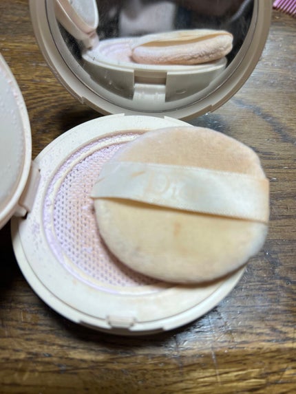 ディオールスキン フォーエヴァー クッション パウダー/Dior/ルースパウダーを使ったクチコミ(2枚目)