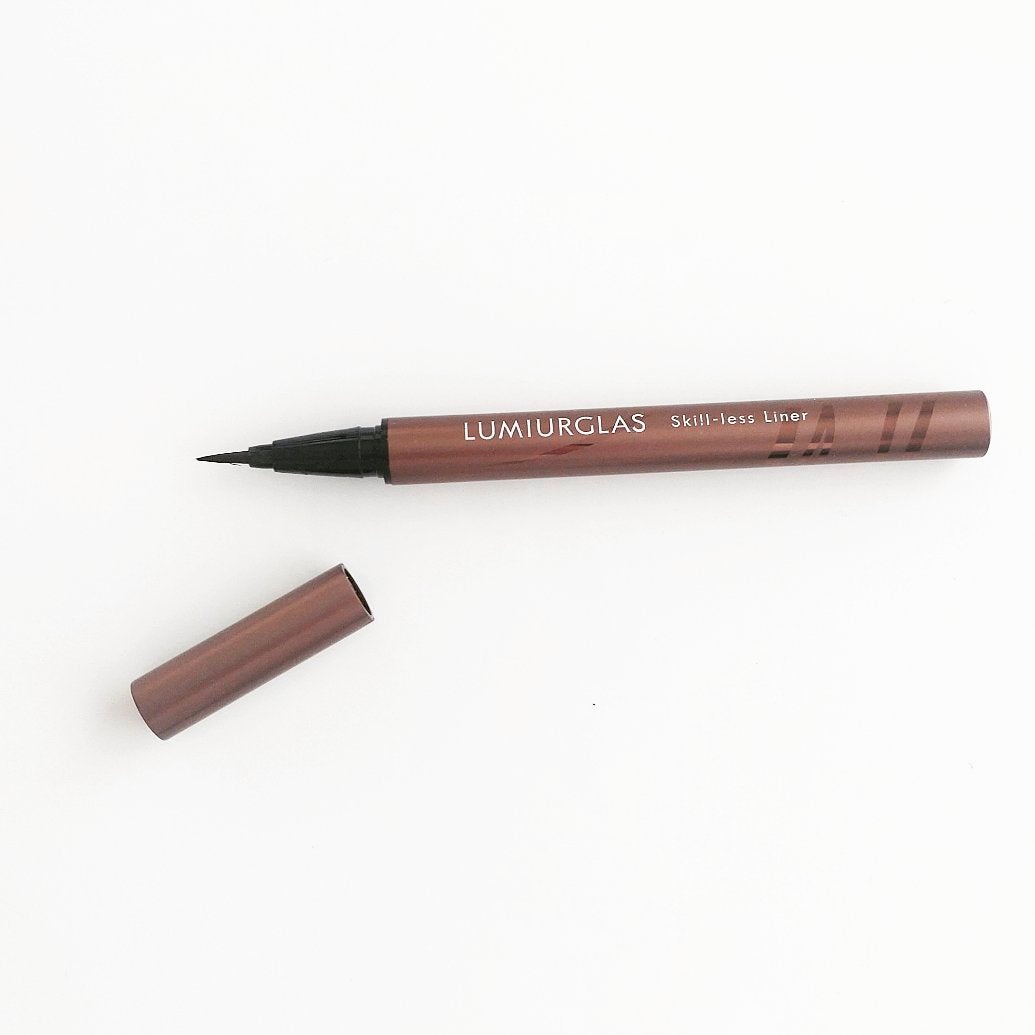 スキルレスライナー/LUMIURGLAS/リキッドアイライナーを使ったクチコミ(1枚目)