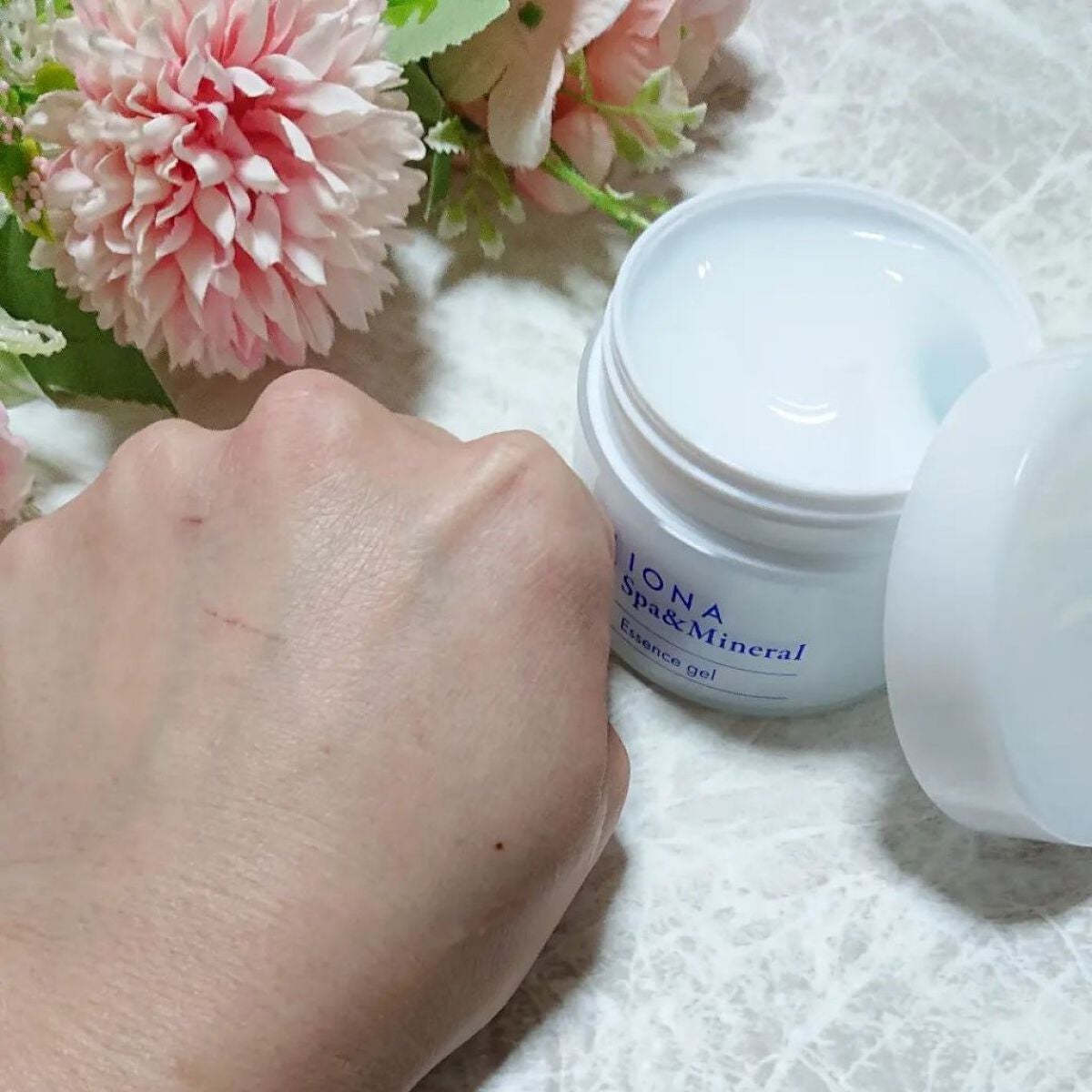 エッセンス ジェル/イオナ スパ&ミネラル/オールインワン化粧品を使ったクチコミ(6枚目)