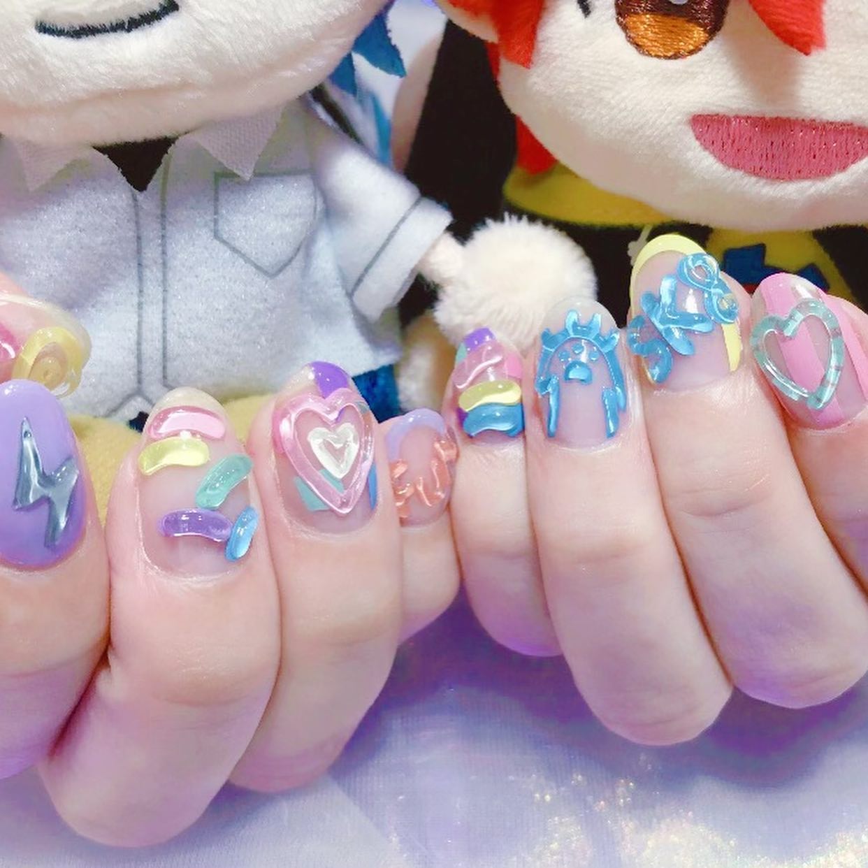 なかやまちえこ on LIPS 「2ヶ月と5日経ったネイル💅⠀⠀長く付けてもらえると嬉しいです😭..」(5枚目)