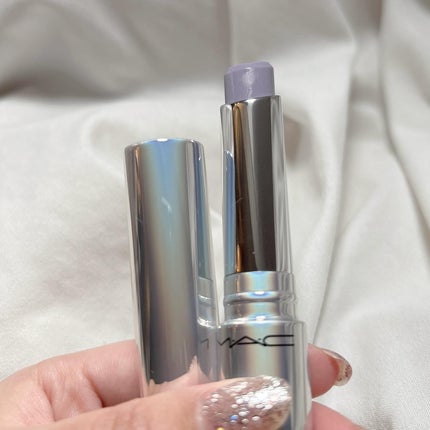 透明ちゃん@LIPSパートナー🤍 on LIPS 「アジア人のスキントーンに合う発色を追求し、唇のくすみや色ムラを..」(3枚目)