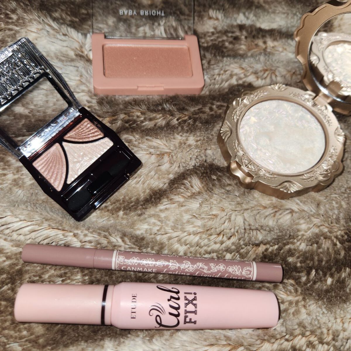 フェイスシャインブラッシャー 08 ヌードカメリア/BabyBright/パウダーチークを使ったクチコミ（2枚目）