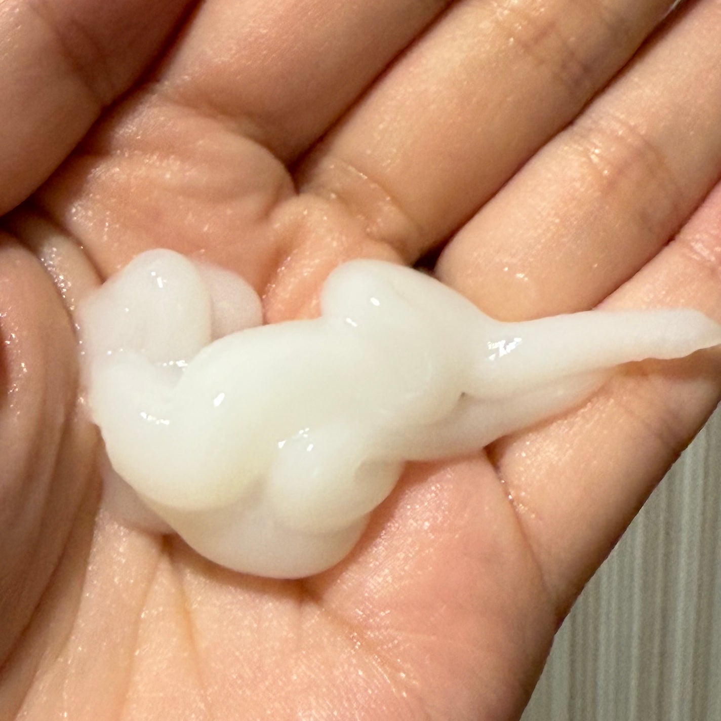 エッセンシャルプレミアム バリアシャンプー・コンディショナー シルキー&スムース/エッセンシャル/市販シャンプーを使ったクチコミ(5枚目)