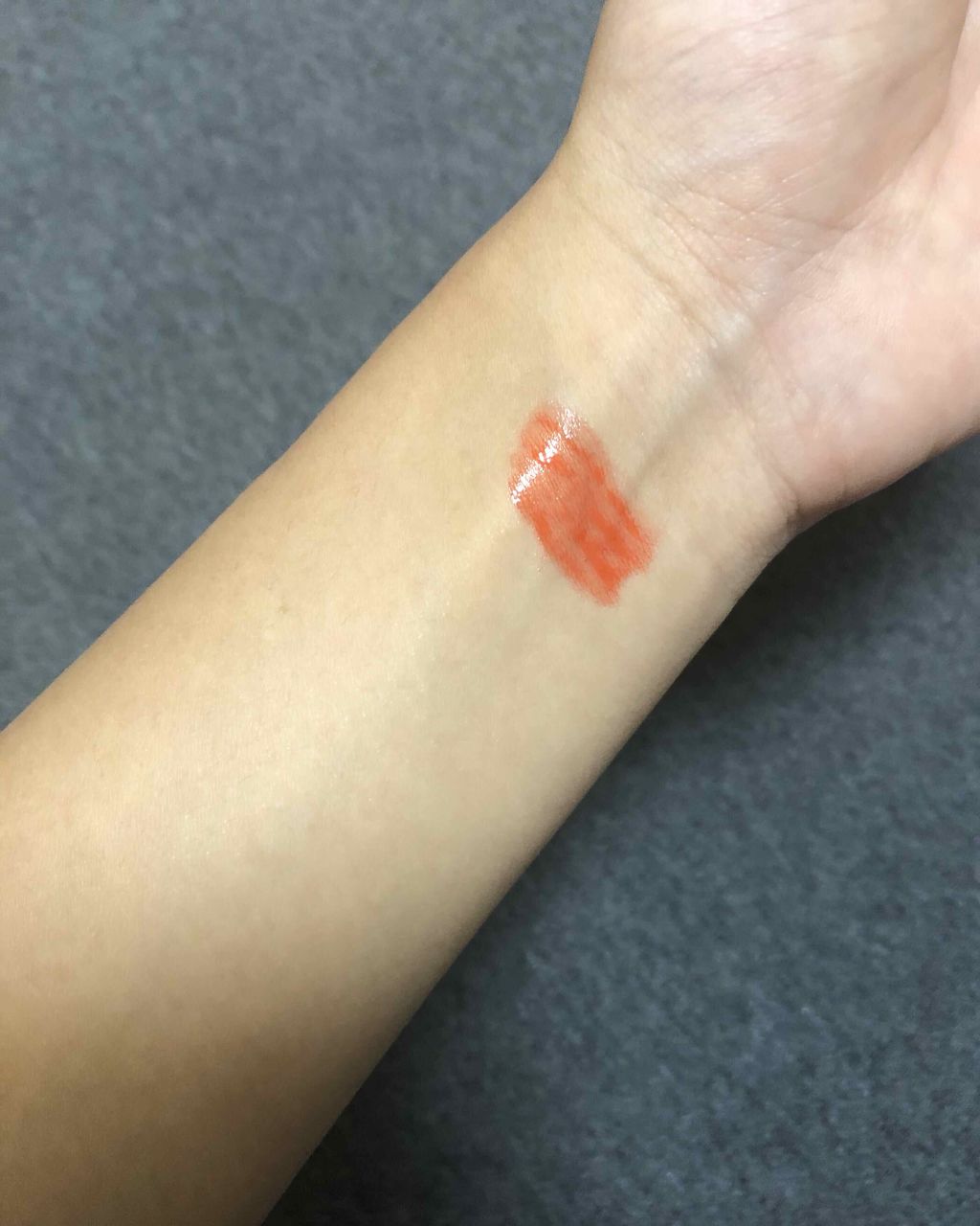 ハートウィンドウリップティントオイルタイプ/VAVI MELLO/リップグロスを使ったクチコミ（2枚目）