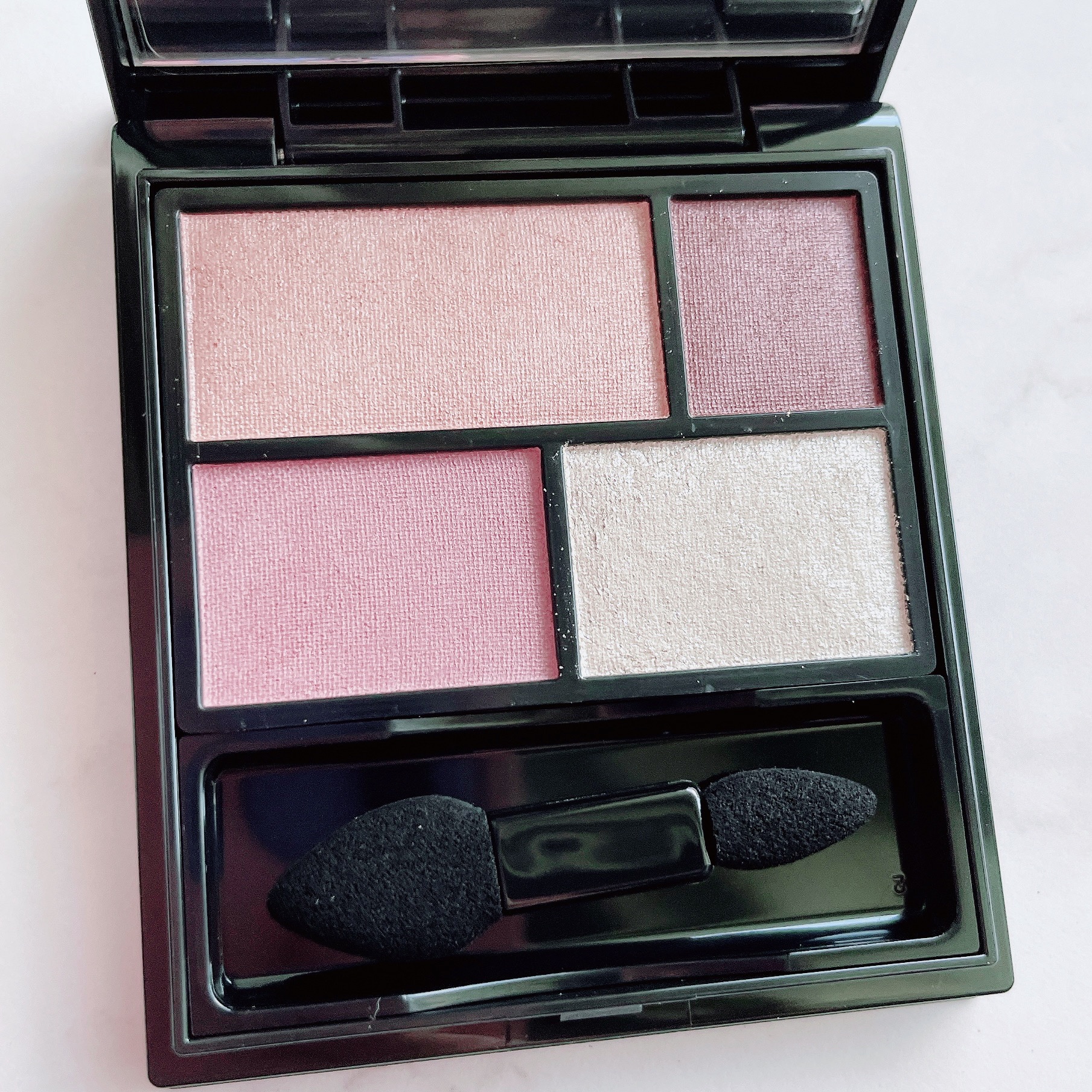 アイシャドウ D 試してみた】D-RAY D-パレットアイシャドウの人気色・イエベブルベ別の