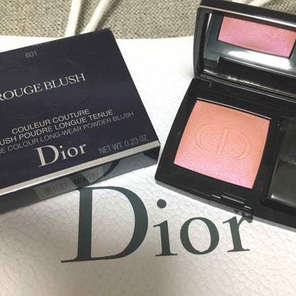 ディオールスキン ロージー グロウ 001 ペタル/Dior/パウダーチークを使ったクチコミ(2枚目)