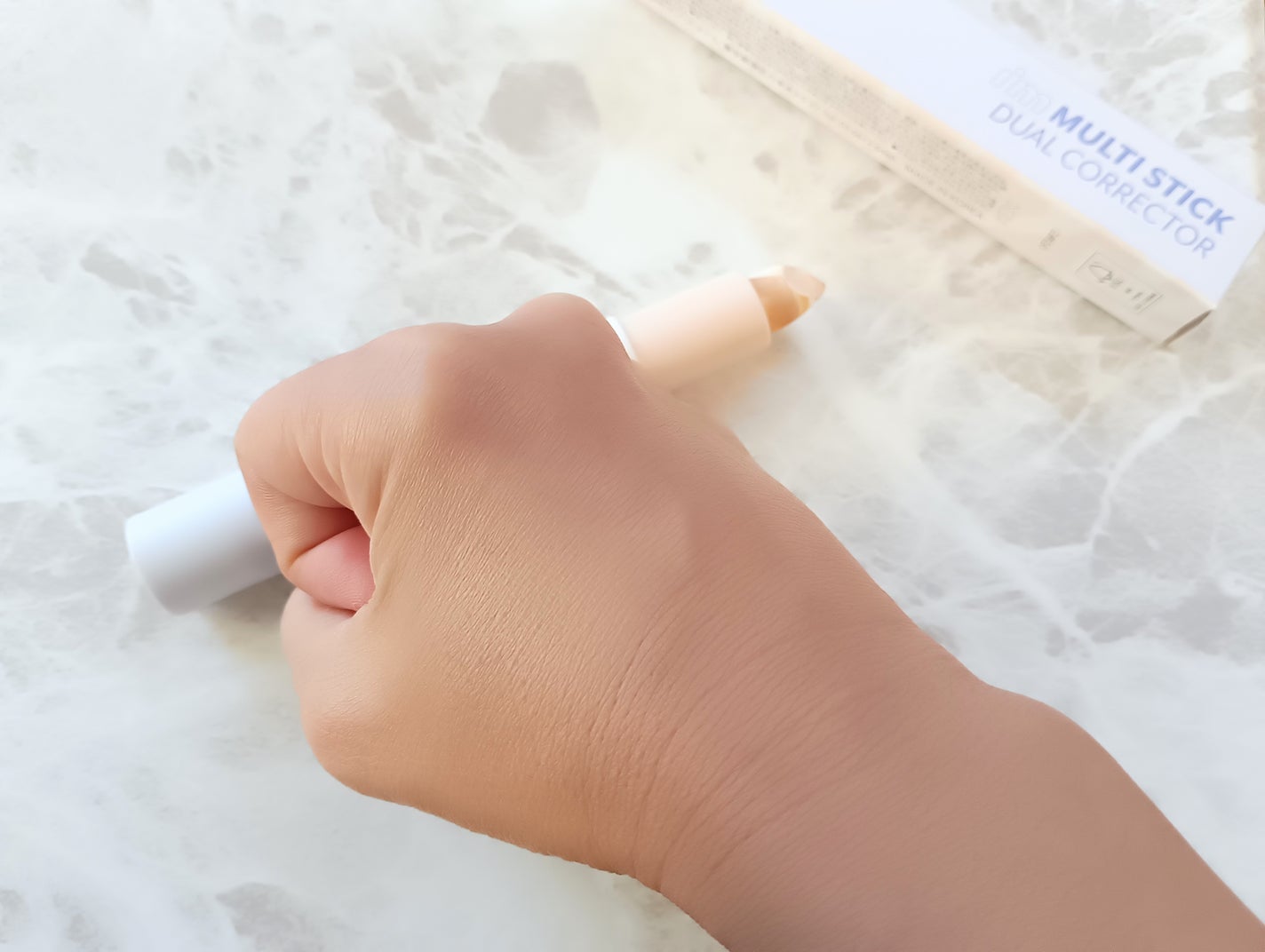 アイムマルチスティックデュアルコレクター/i’m meme/スティックコンシーラーを使ったクチコミ(6枚目)