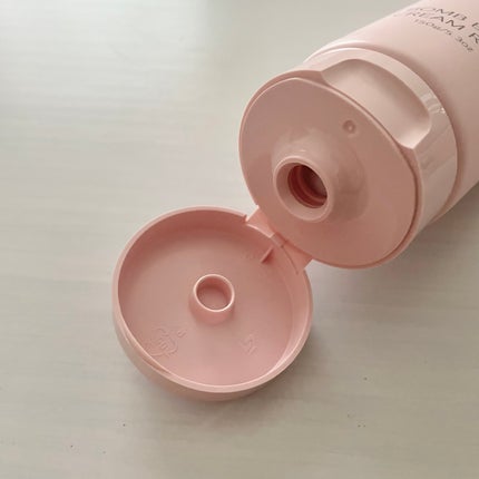 ボムバストクリーム リッチ セダクティブフラワー/PEACH JOHN/バスト・ヒップケアを使ったクチコミ(3枚目)