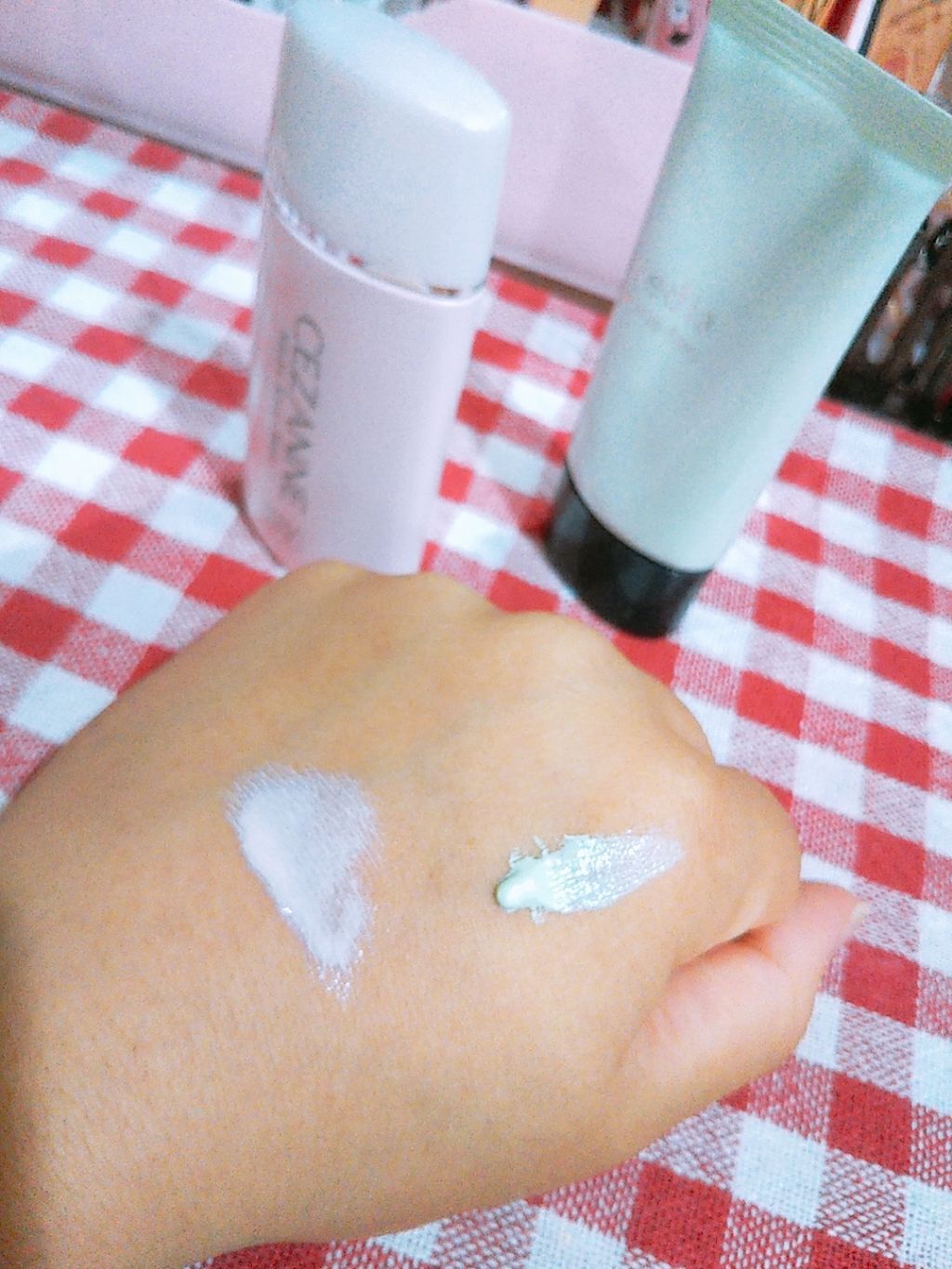 皮脂テカリ防止下地/CEZANNE/化粧下地を使ったクチコミ（2枚目）