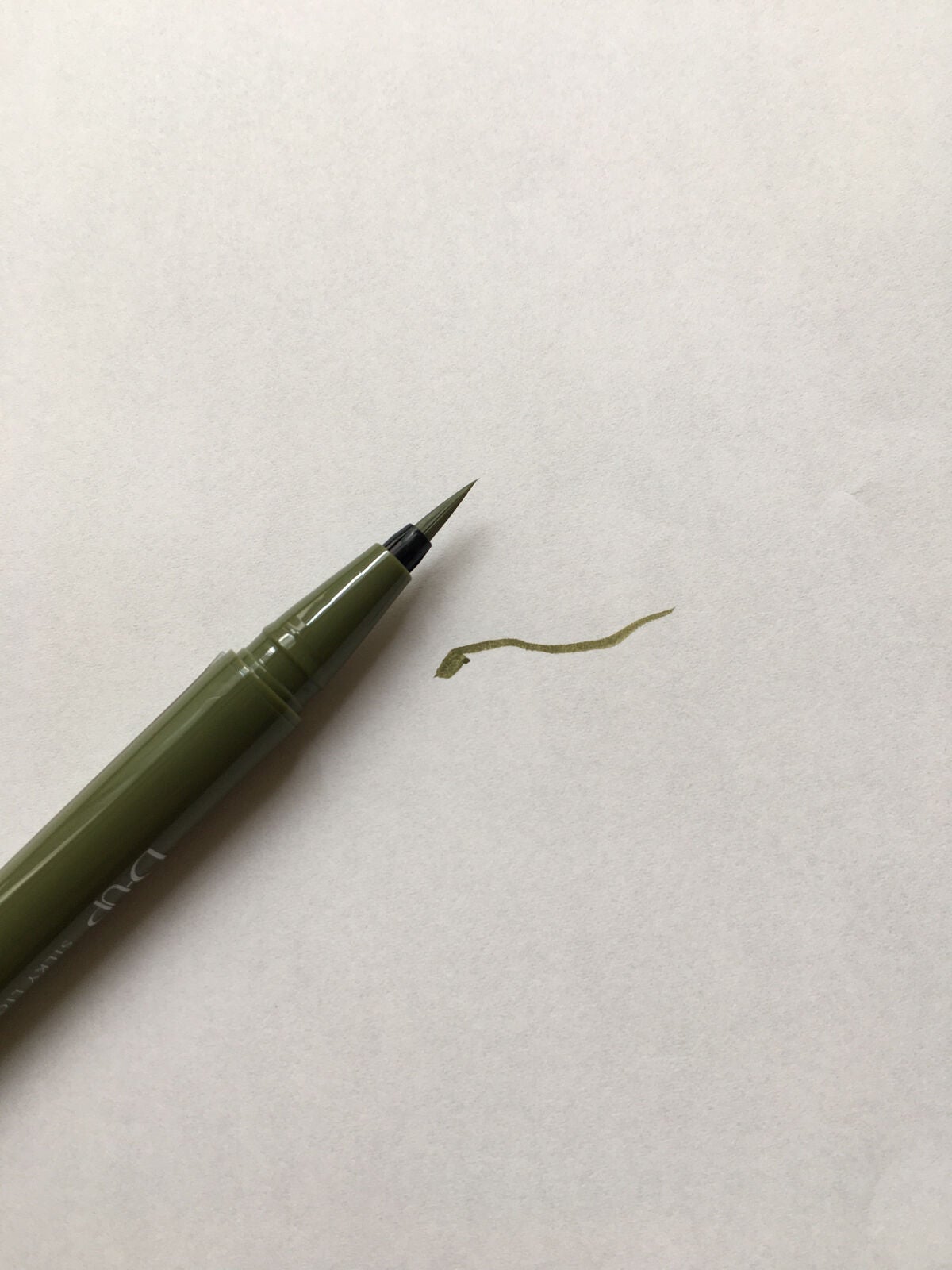 シルキーリキッドアイライナーWP/D-UP/リキッドアイライナーを使ったクチコミ(3枚目)