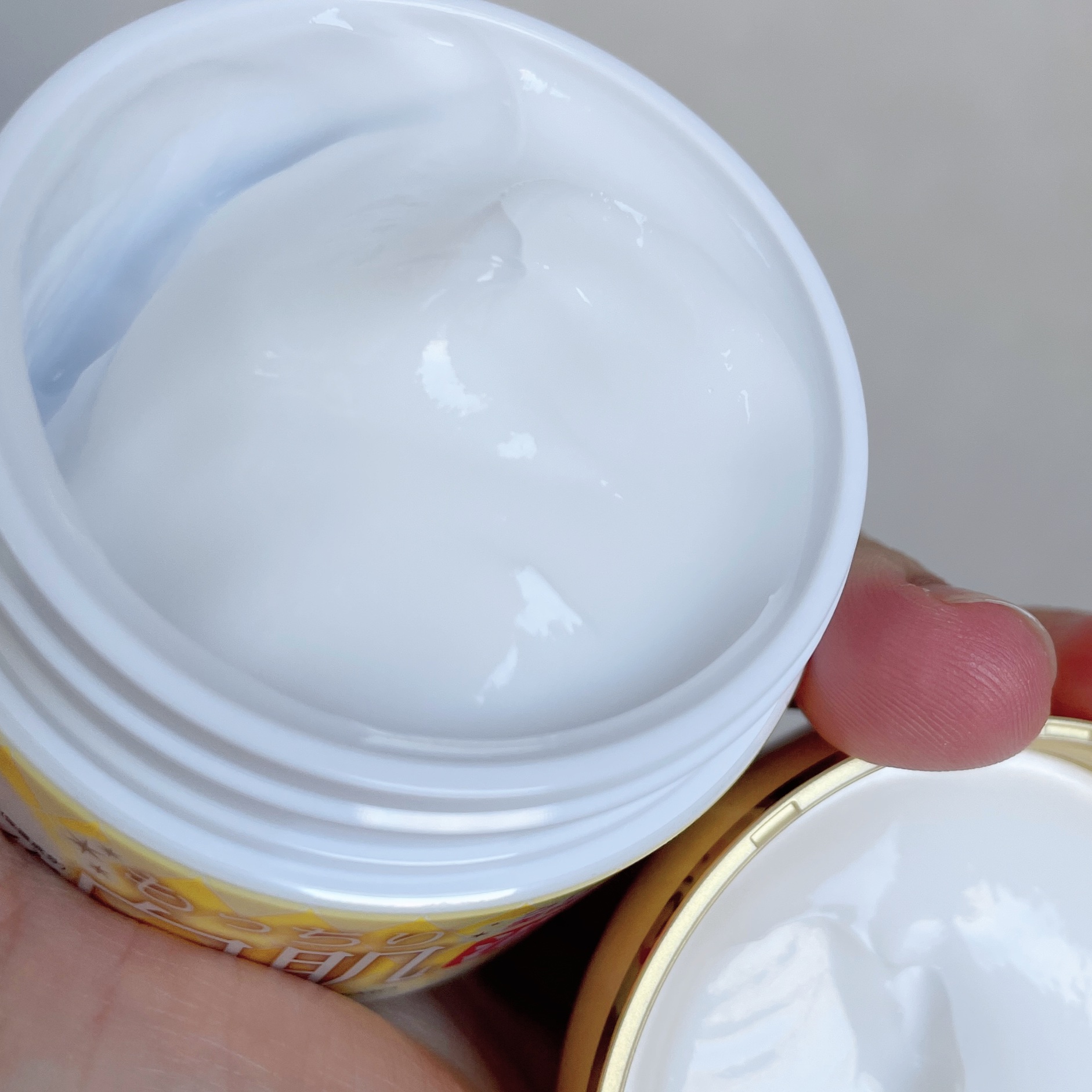 金のプラセンタもっちり白肌濃クリーム/ホワイトラベル/フェイスクリームを使ったクチコミ（3枚目）