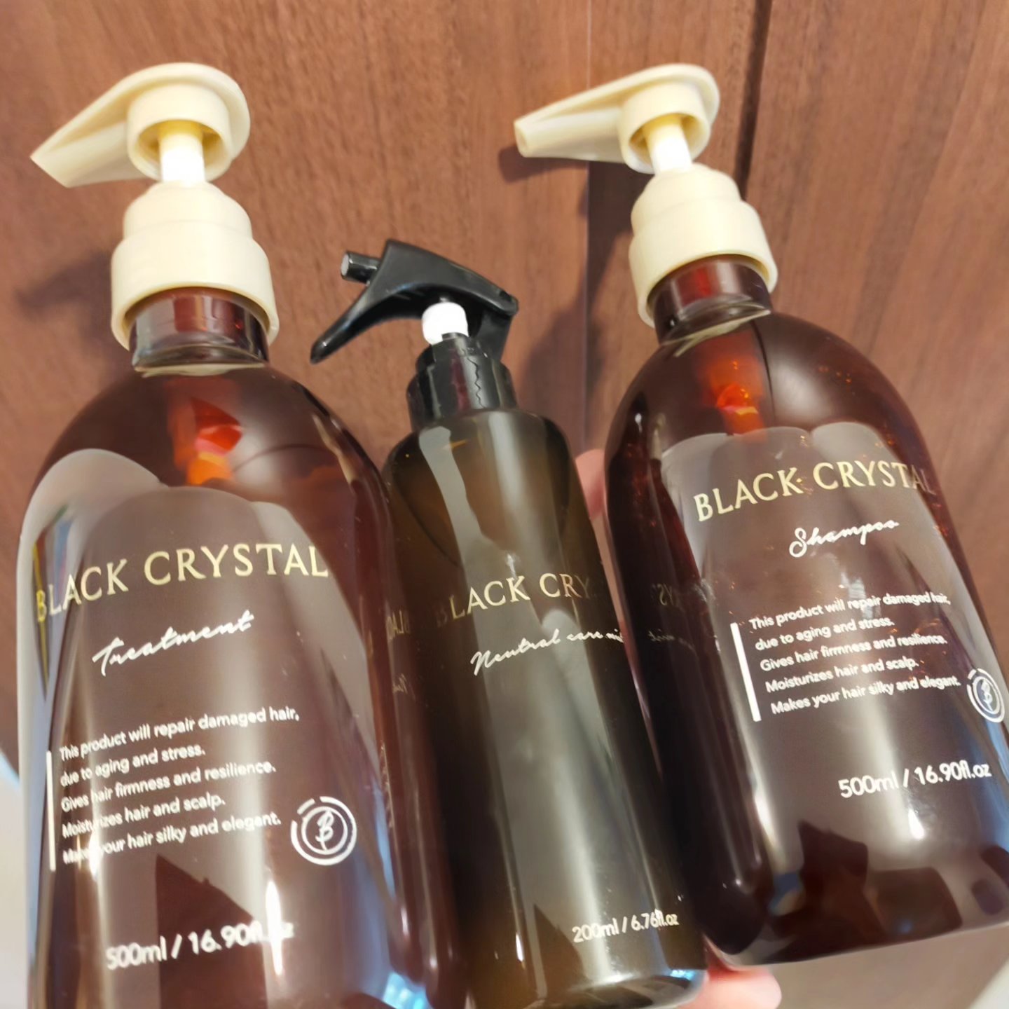 ブラッククリスタル シャンプー ＆ トリートメント/BLACK CRYSTAL/サロンシャンプーを使ったクチコミ（1枚目）