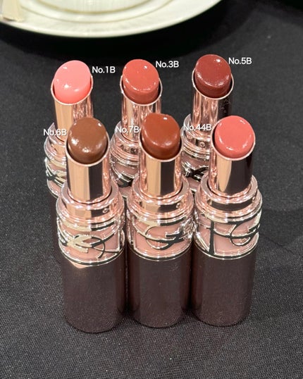 YSLラブシャイン キャンディ グロウ バーム 6B/YVES SAINT LAURENT BEAUTE/口紅を使ったクチコミ(2枚目)