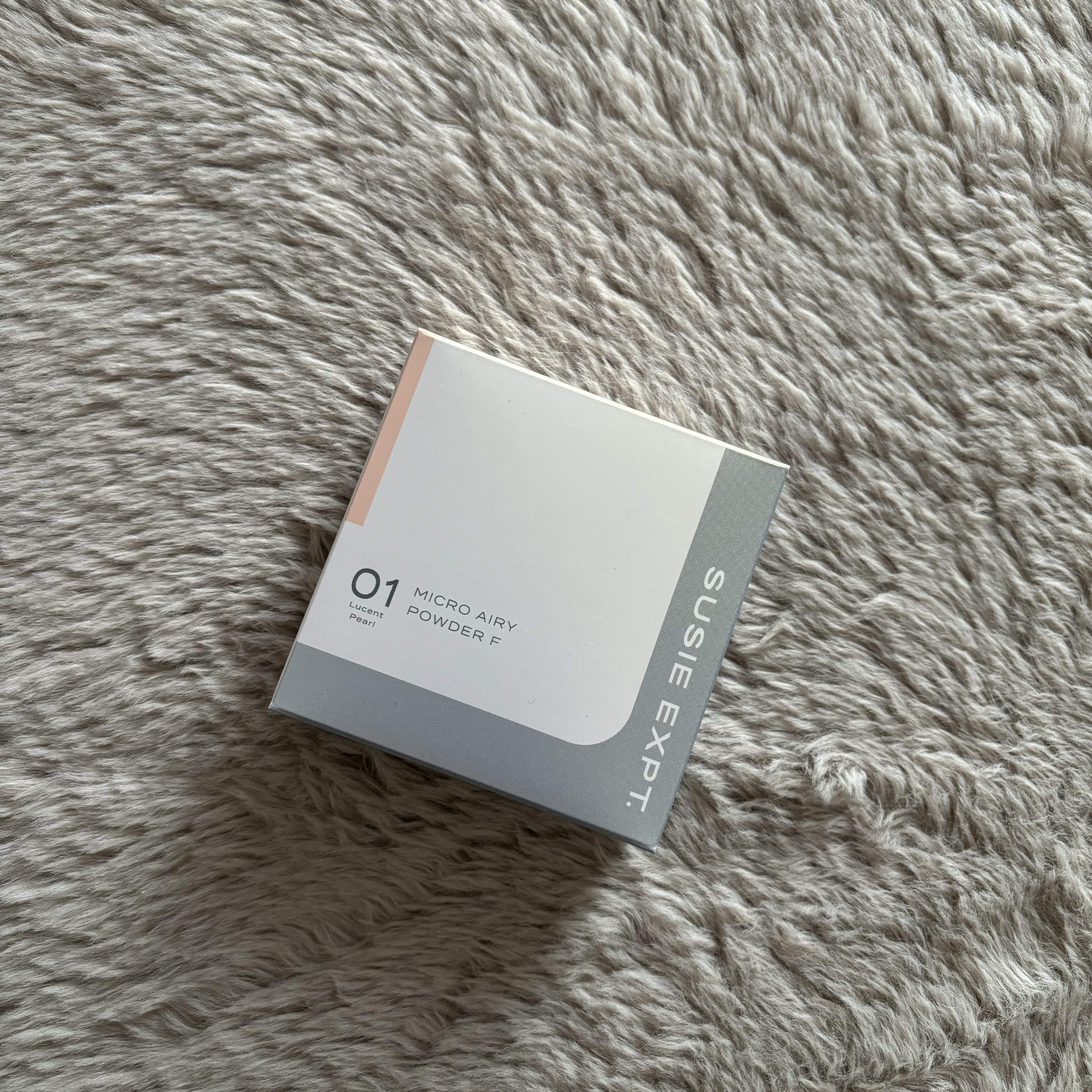 スージー エキスパート マイクロエアリーパウダーＦ/SUSIE N.Y./ルースパウダーを使ったクチコミ（1枚目）
