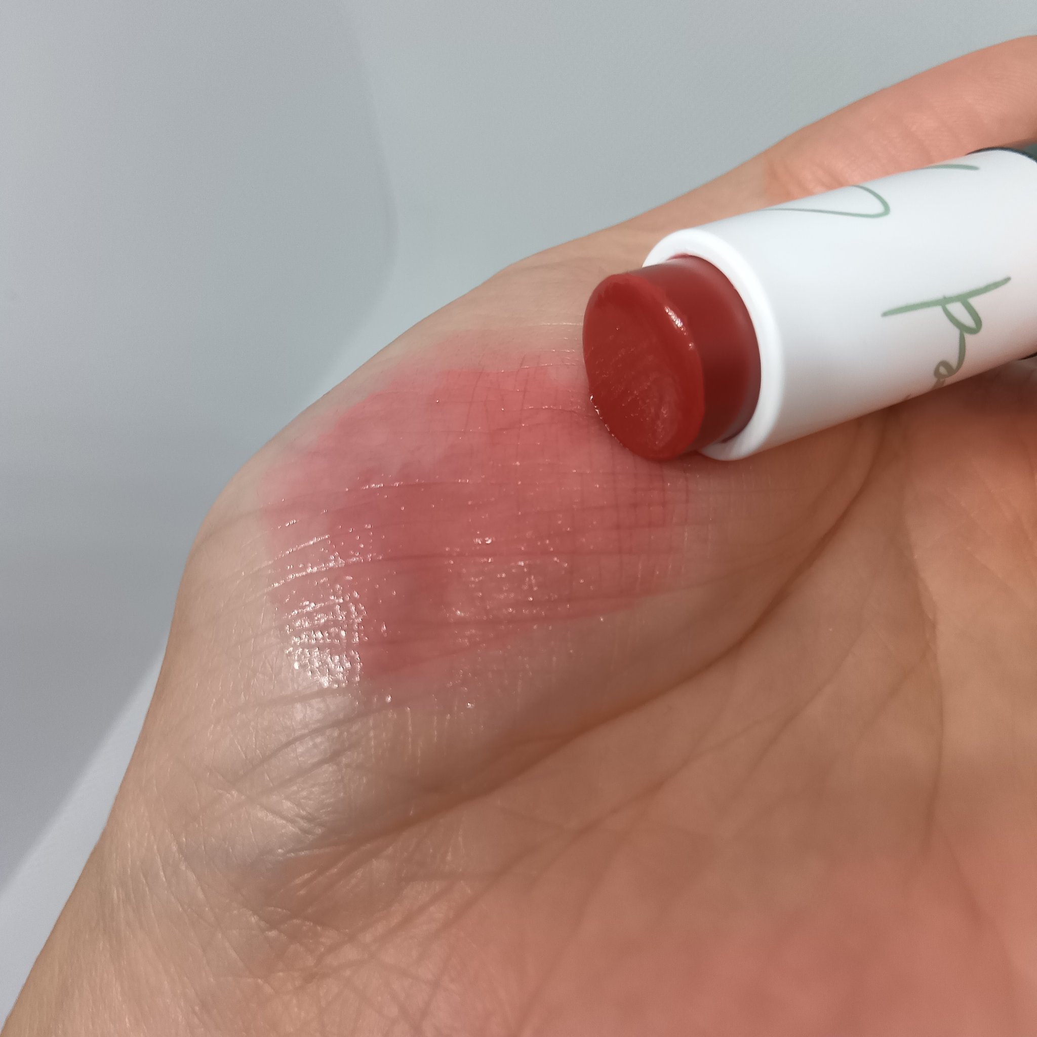 サンキスド プランプ リップバーム 09 Rosy Glow/shaishaishai/リップバームを使ったクチコミ（3枚目）