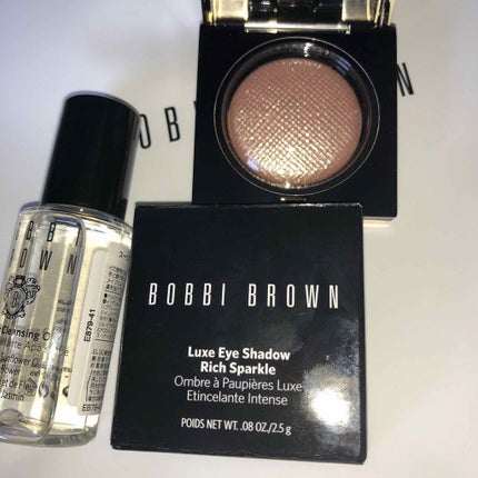 BOBBI BROWN リュクスアイシャドウリッチメタルのクチコミ「お金で買える神々しいラメ✨
何を思ったか
ほぼ勢いで買った
Bobby Brown
リュク.....」(1枚目)