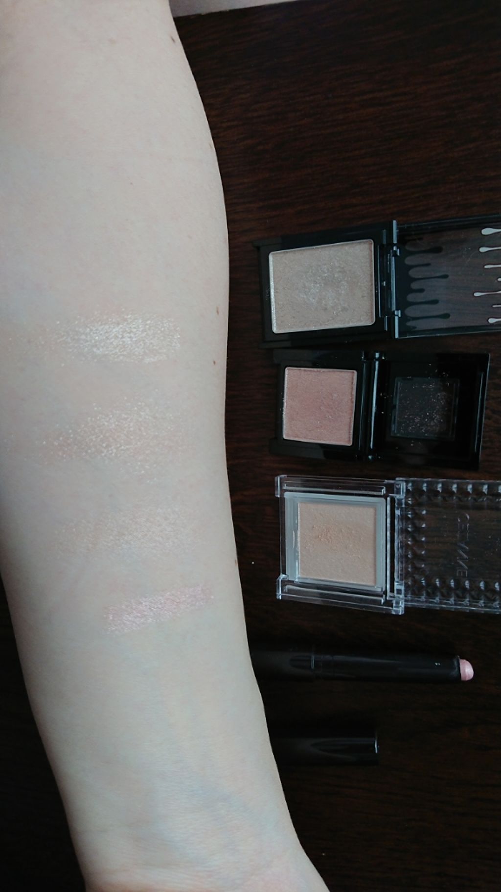 ヴィセ アヴァン シングルアイカラー/Visée/単色アイシャドウを使ったクチコミ（2枚目）