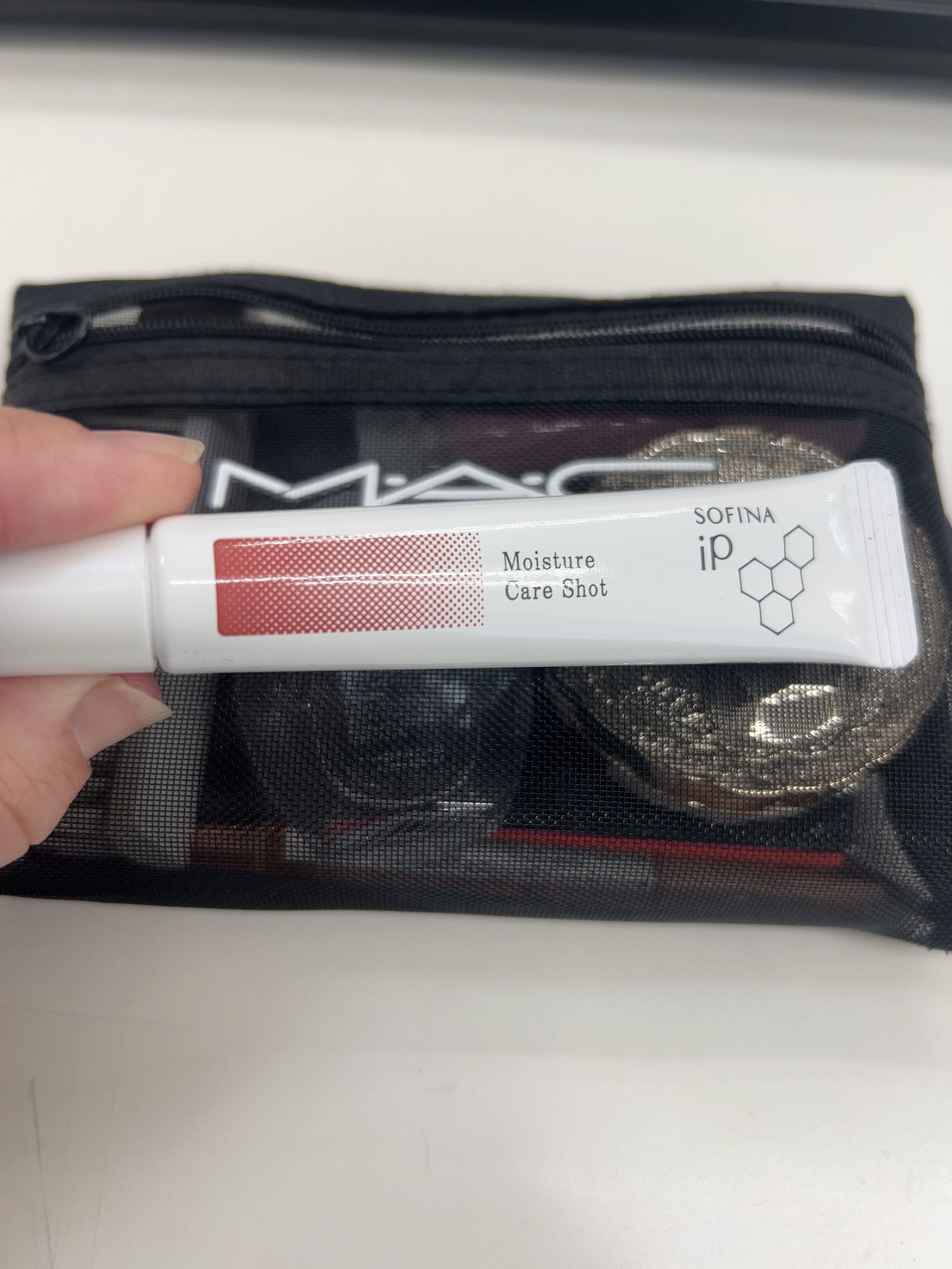 ソフィーナ iP うるおい高密着ショット/SOFINA iP/美容液を使ったクチコミ（1枚目）