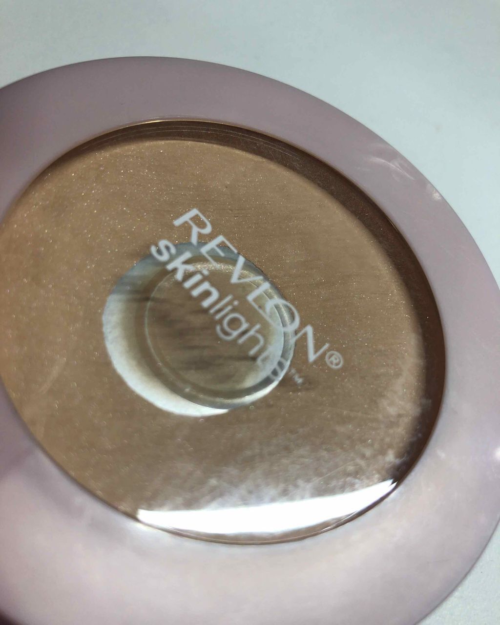 スキンライト プレスト パウダー/REVLON/プレストパウダーを使ったクチコミ(1枚目)