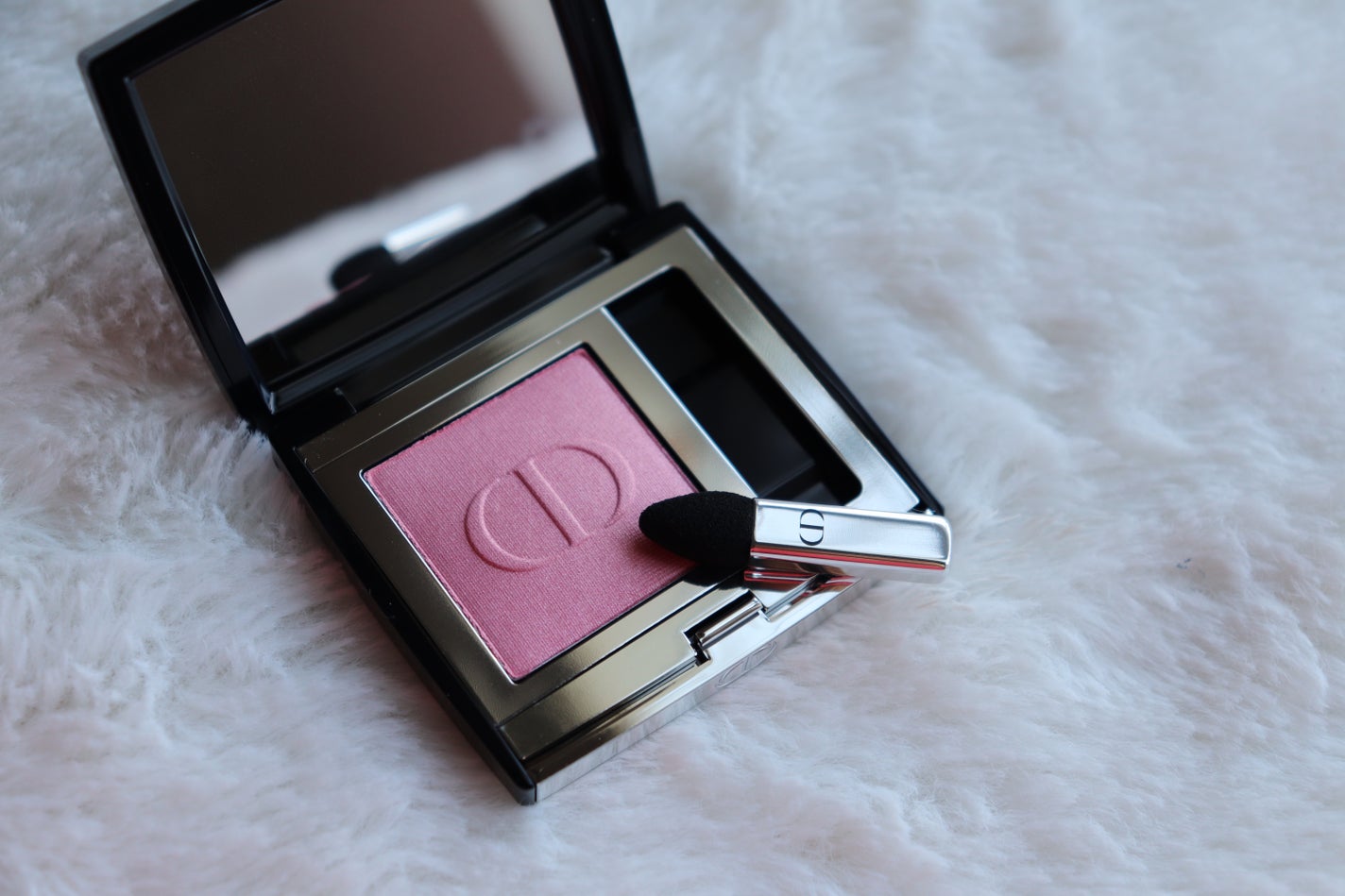 モノ クルール クチュール/Dior/単色アイシャドウを使ったクチコミ(2枚目)