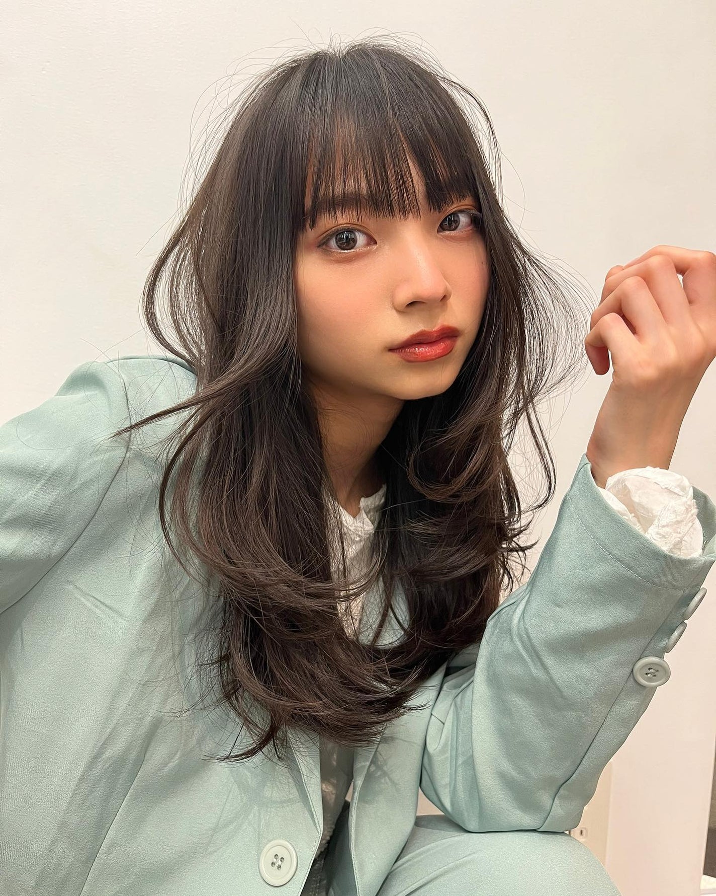 HARUNA on LIPS 「レイヤースタイル🌟🌟..風になびく素敵なレイヤーたっぷりカット..」(3枚目)