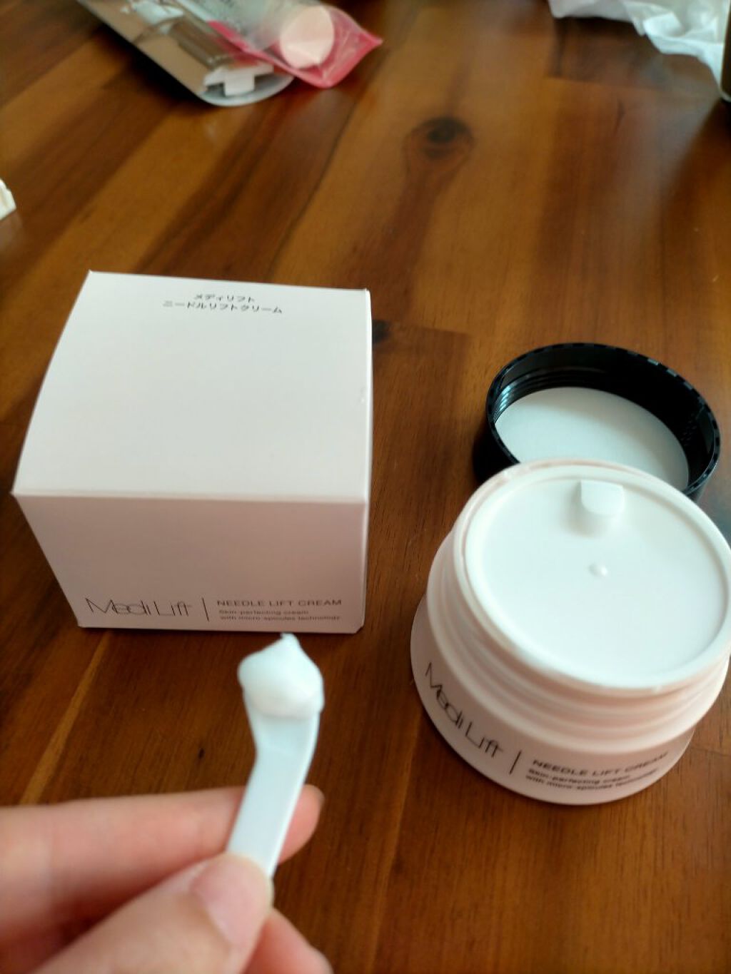 メディリフト ニードルリフトクリーム/YA-MAN TOKYO JAPAN/フェイスクリームを使ったクチコミ（3枚目）