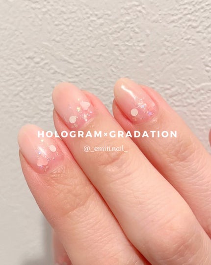 #成城ネイル,#大人上品ネイル,#大人可愛いネイル,#ホログラムネイル,#グラデーションネイルのネイルデザイン