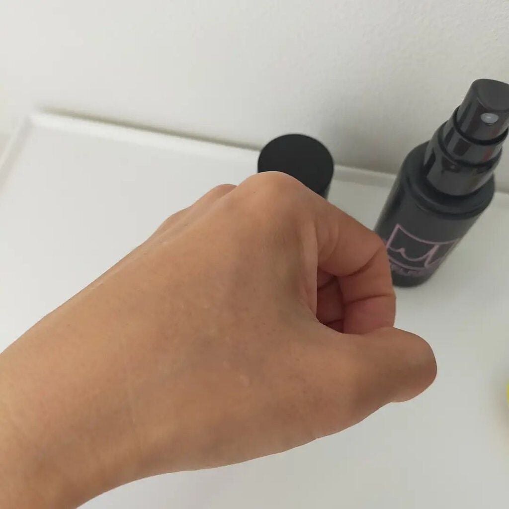 chohoho_s on LIPS 「MELKEEメイクキープスプレー初めてのメイクキープアイテム使..」(5枚目)