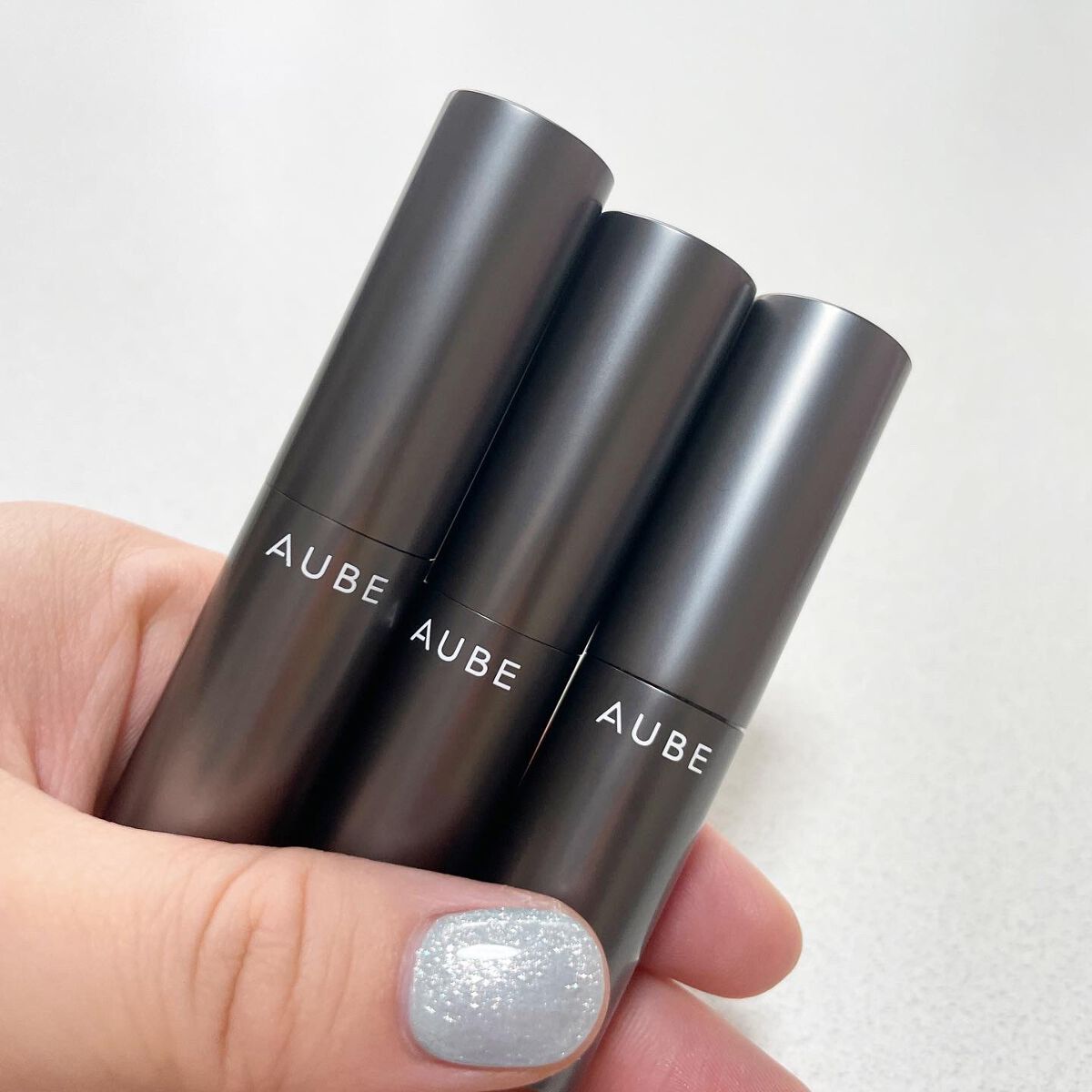 natsumi on LIPS 「.AUBEのマスクでも色が落ちにくいタイムレスカラーリップから..」(4枚目)