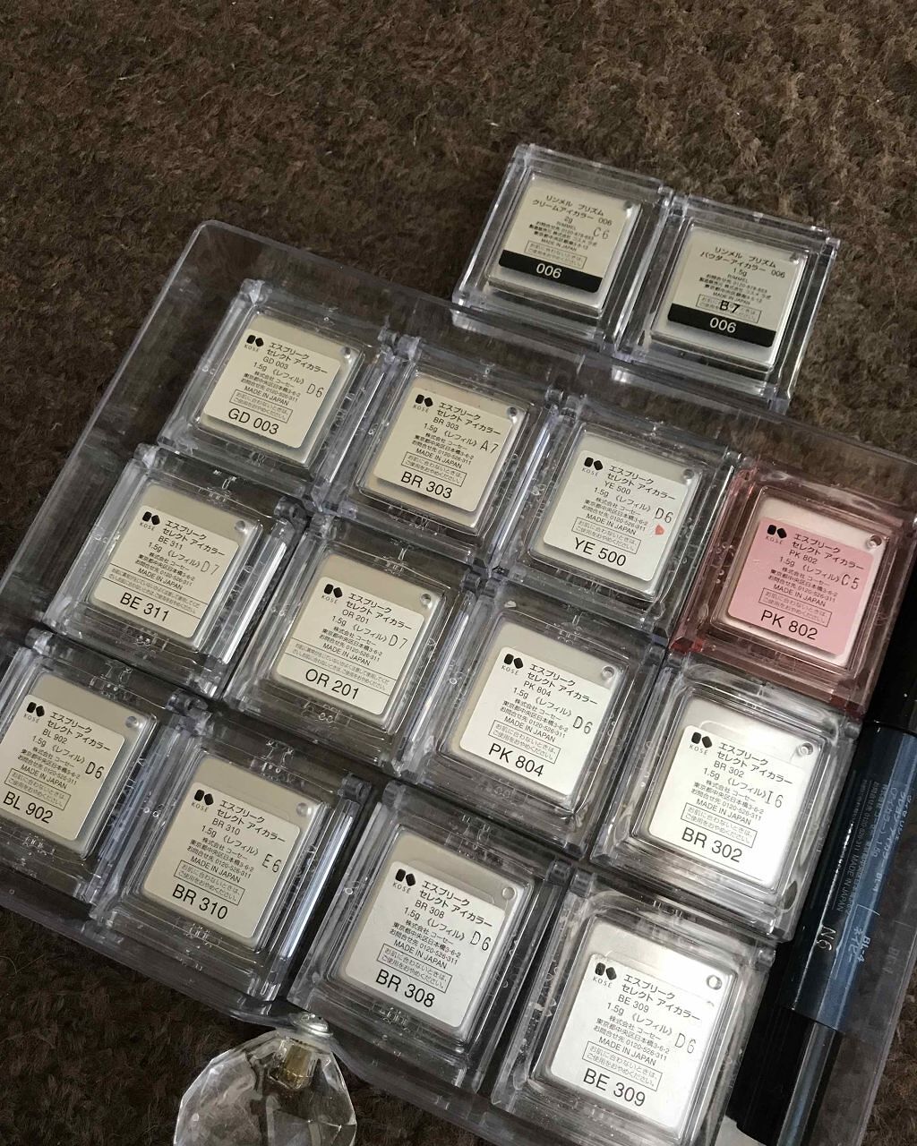 プリズム パウダーアイカラー/リンメル ロンドン/単色アイシャドウを使ったクチコミ（2枚目）