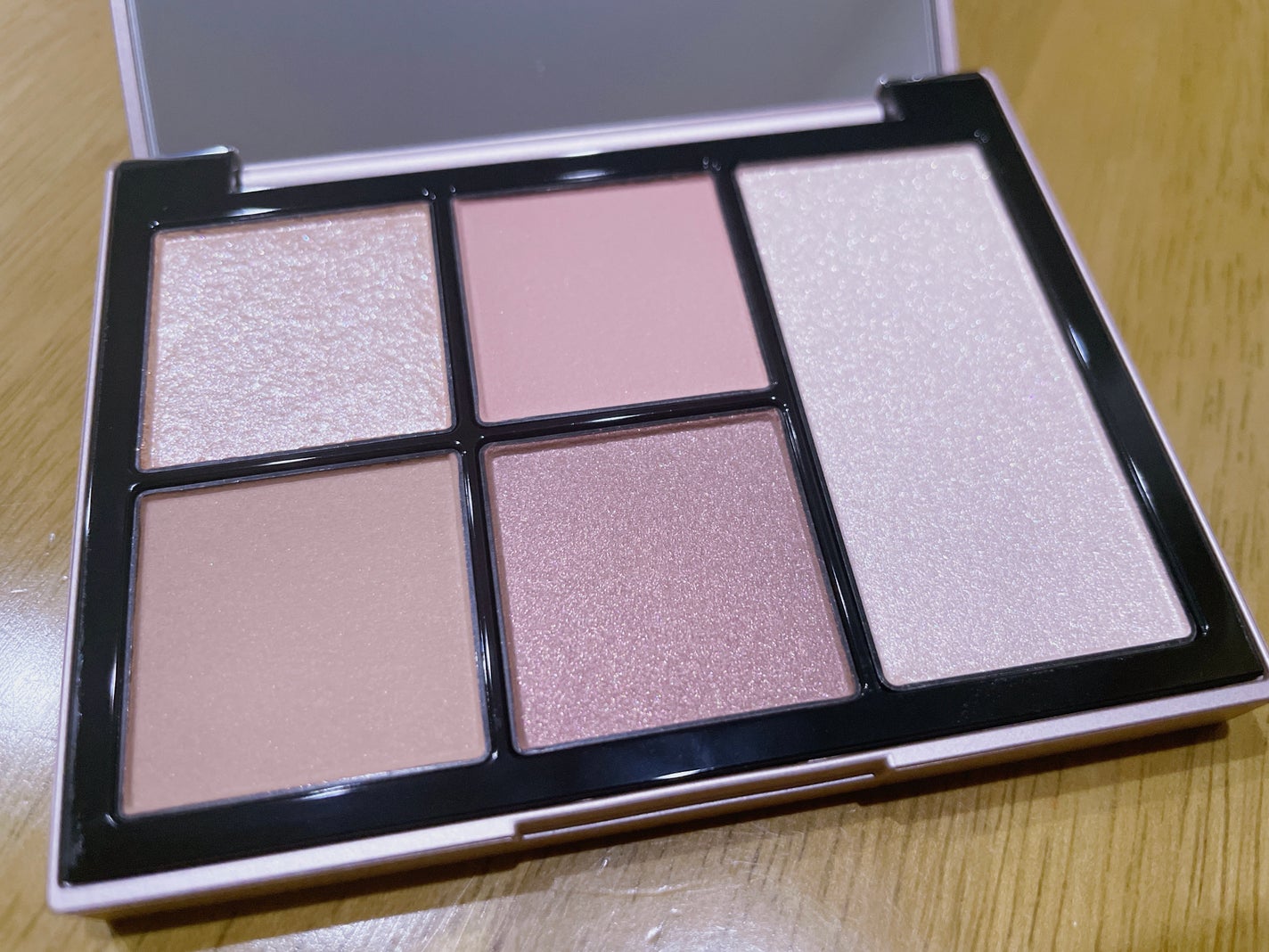 フェイス スタイリスト/SNIDEL BEAUTY/アイシャドウパレットを使ったクチコミ(1枚目)