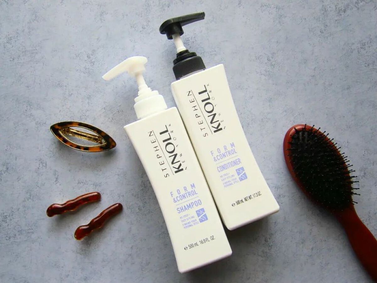 フォルムコントロール シャンプー Ｗ/コンディショナー Ｗ シャンプー本体 500ml/スティーブンノル ニューヨーク/市販シャンプーを使ったクチコミ（2枚目）
