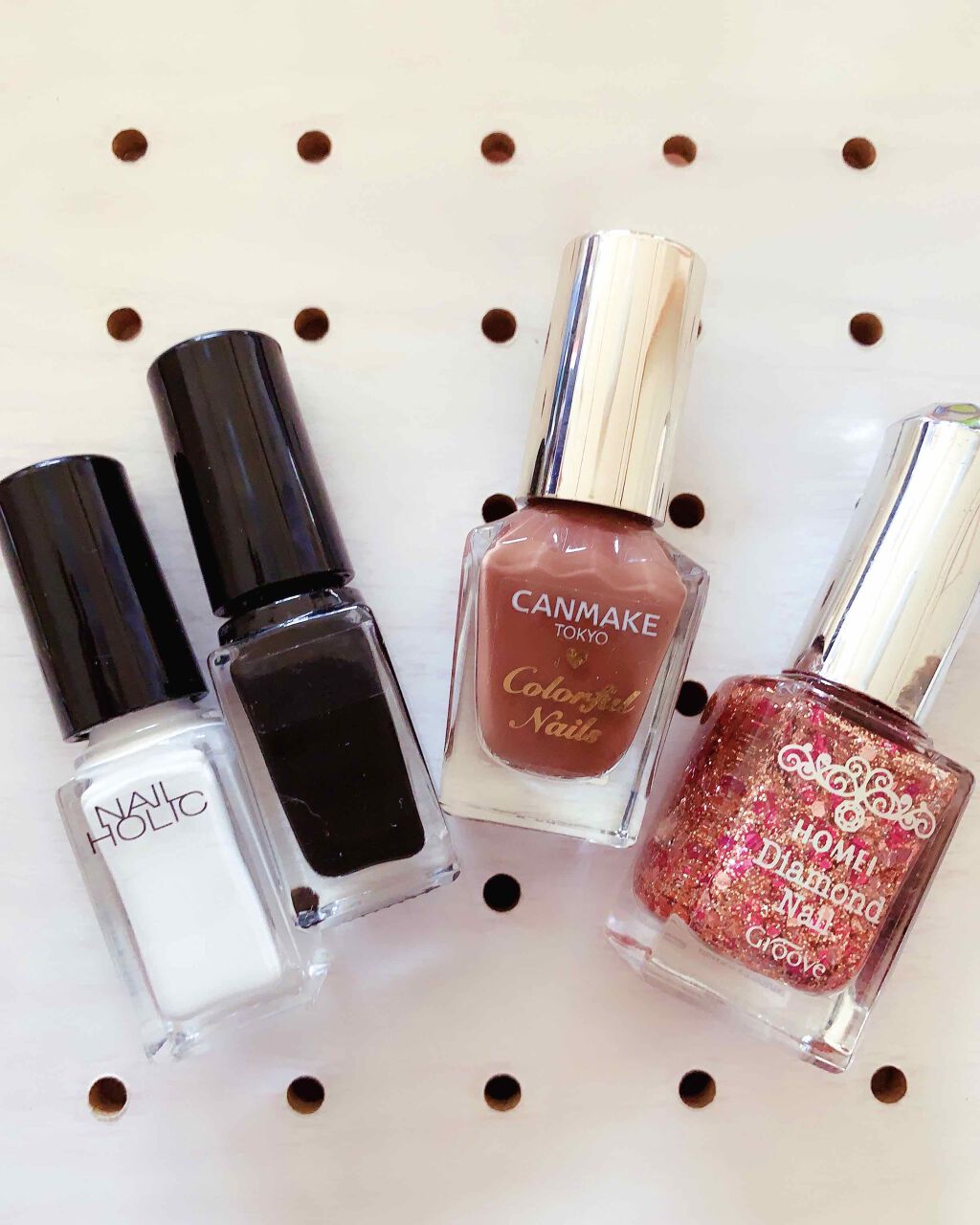 カラフルネイルズ/キャンメイク/マニキュアを使ったクチコミ(3枚目)