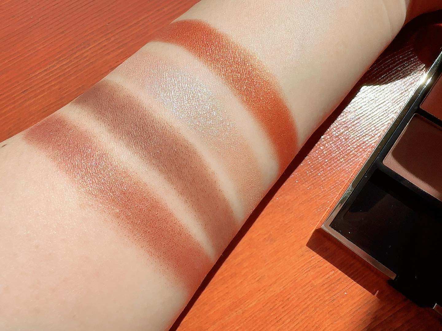 オンブル ジェ 910 アンドレスド ブラウン/GUERLAIN/アイシャドウパレットを使ったクチコミ（3枚目）