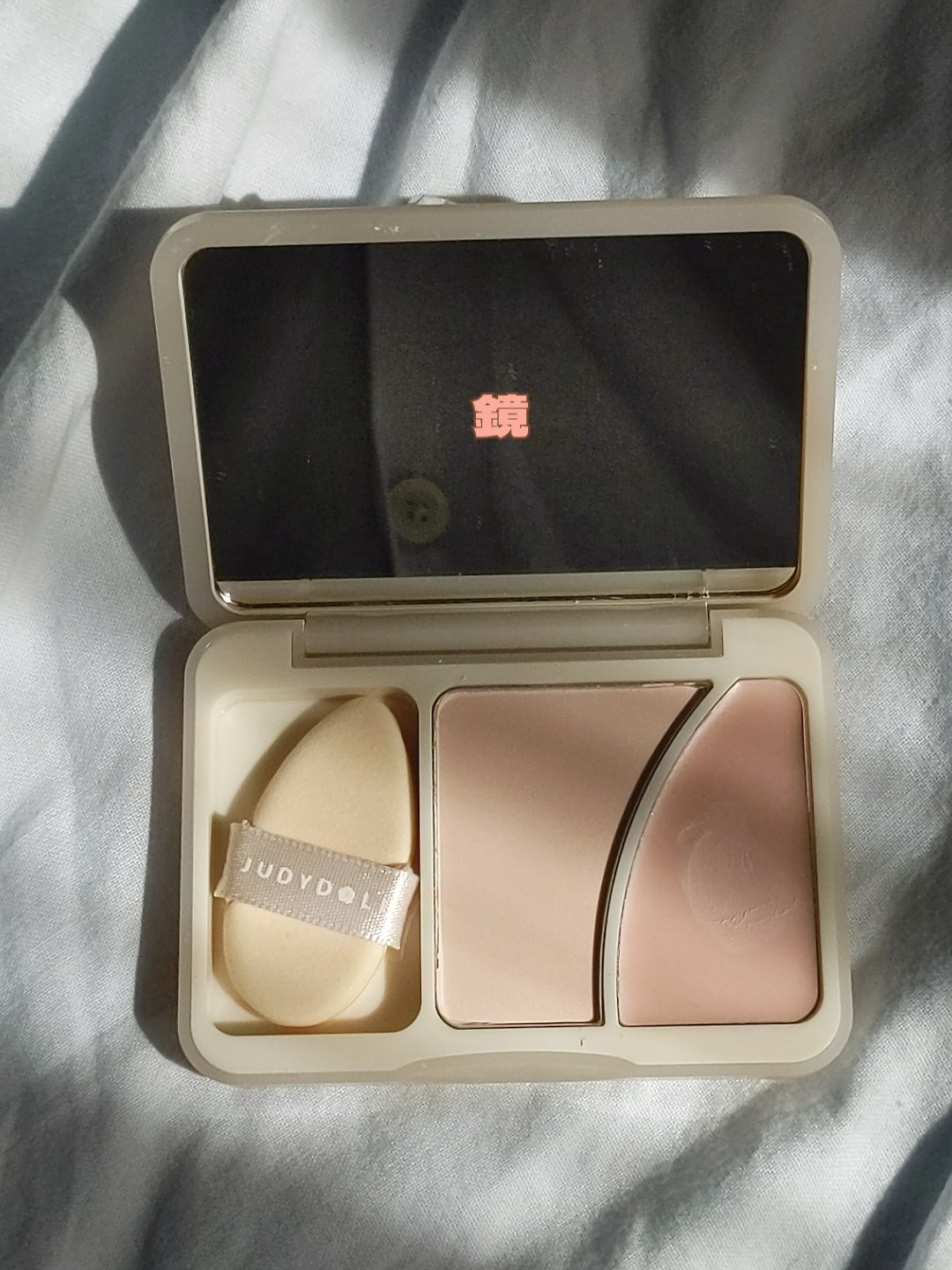 JUDYDOLL フィックスハイライトパクト 01 ストロベリーミルク/JUDYDOLL/クリームハイライトを使ったクチコミ（2枚目）