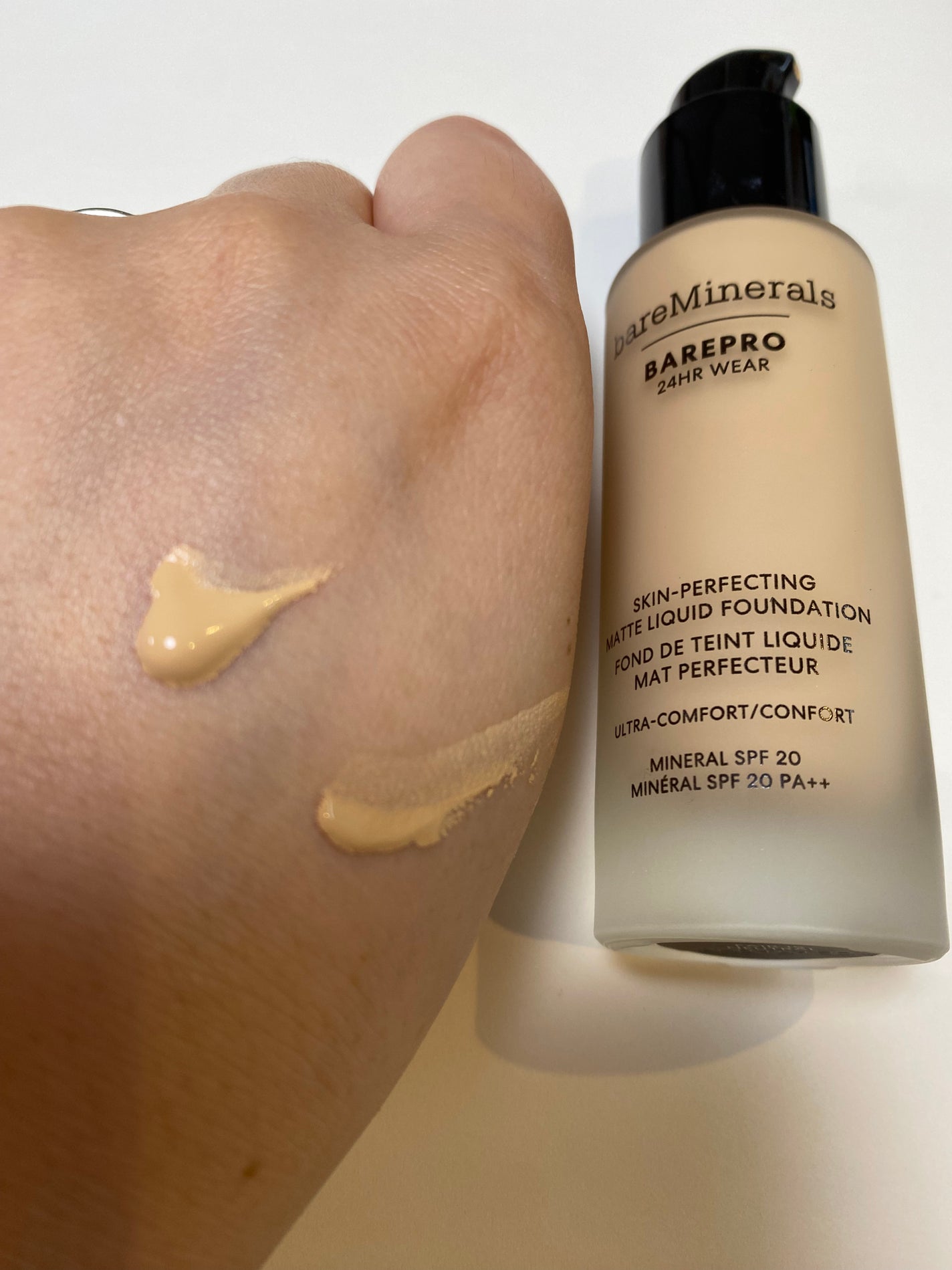 ベアプロ 24HR リキッド ファンデーション/bareMinerals/リキッドファンデーションを使ったクチコミ(3枚目)