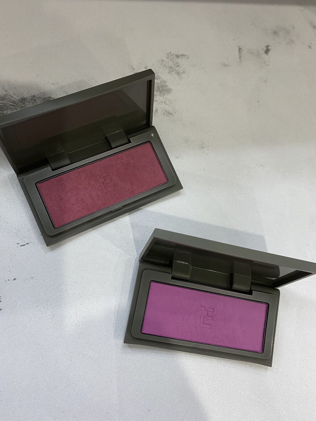 チーキーシークブラッシュ/THREE/パウダーチークを使ったクチコミ（2枚目）