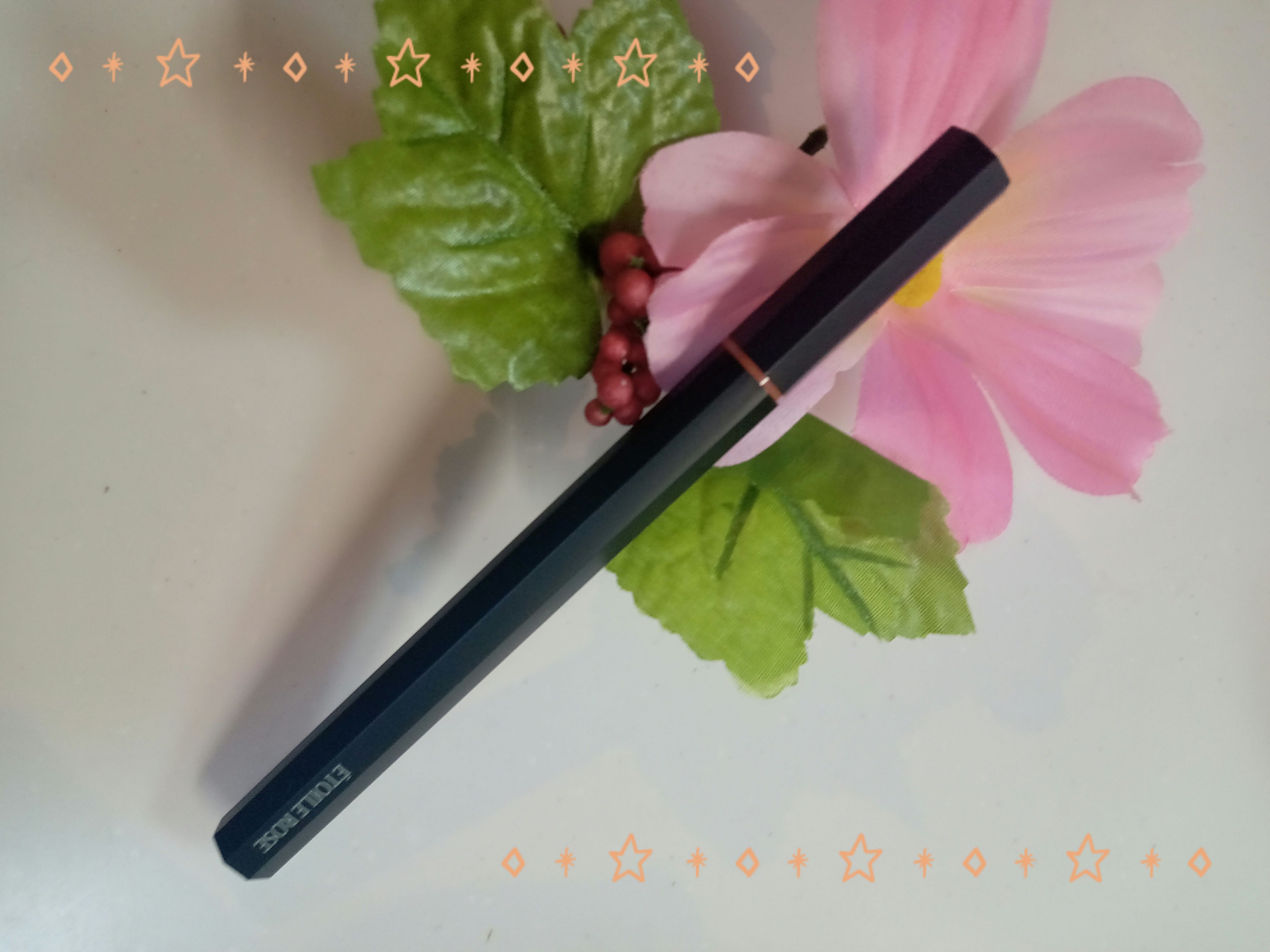 エトワルローズ アイライナーN/Étoile Rose/リキッドアイライナーを使ったクチコミ（1枚目）