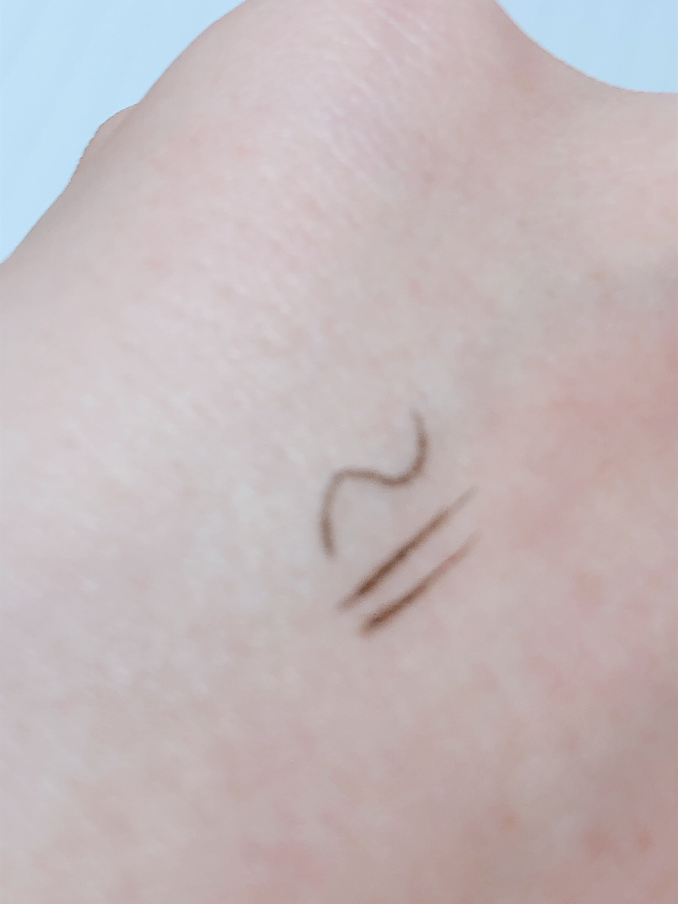 極細アイライナーEX/CEZANNE/リキッドアイライナーを使ったクチコミ（2枚目）