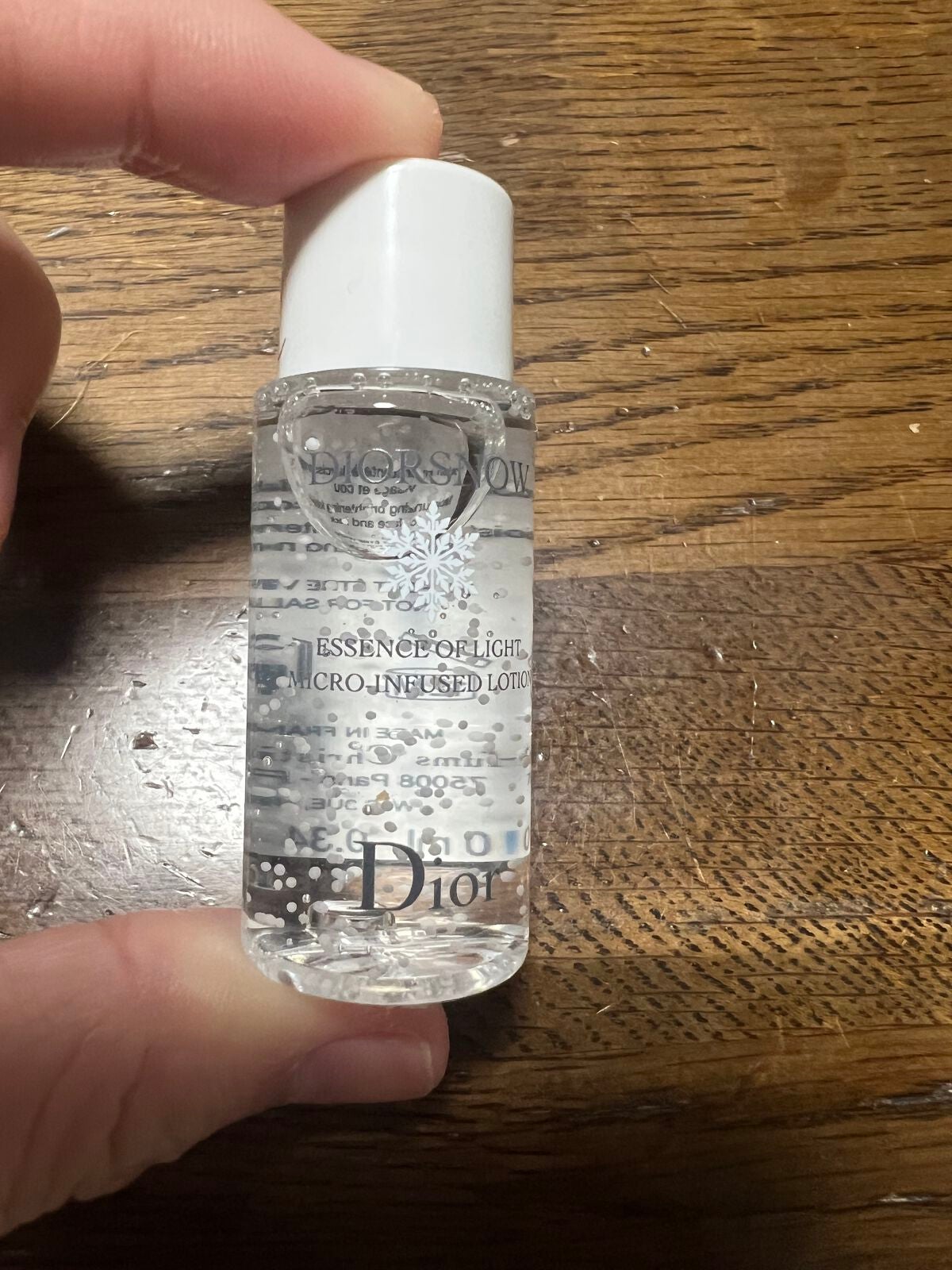 スノー ライト エッセンス ローション (薬用化粧水) (医薬部外品 ...
