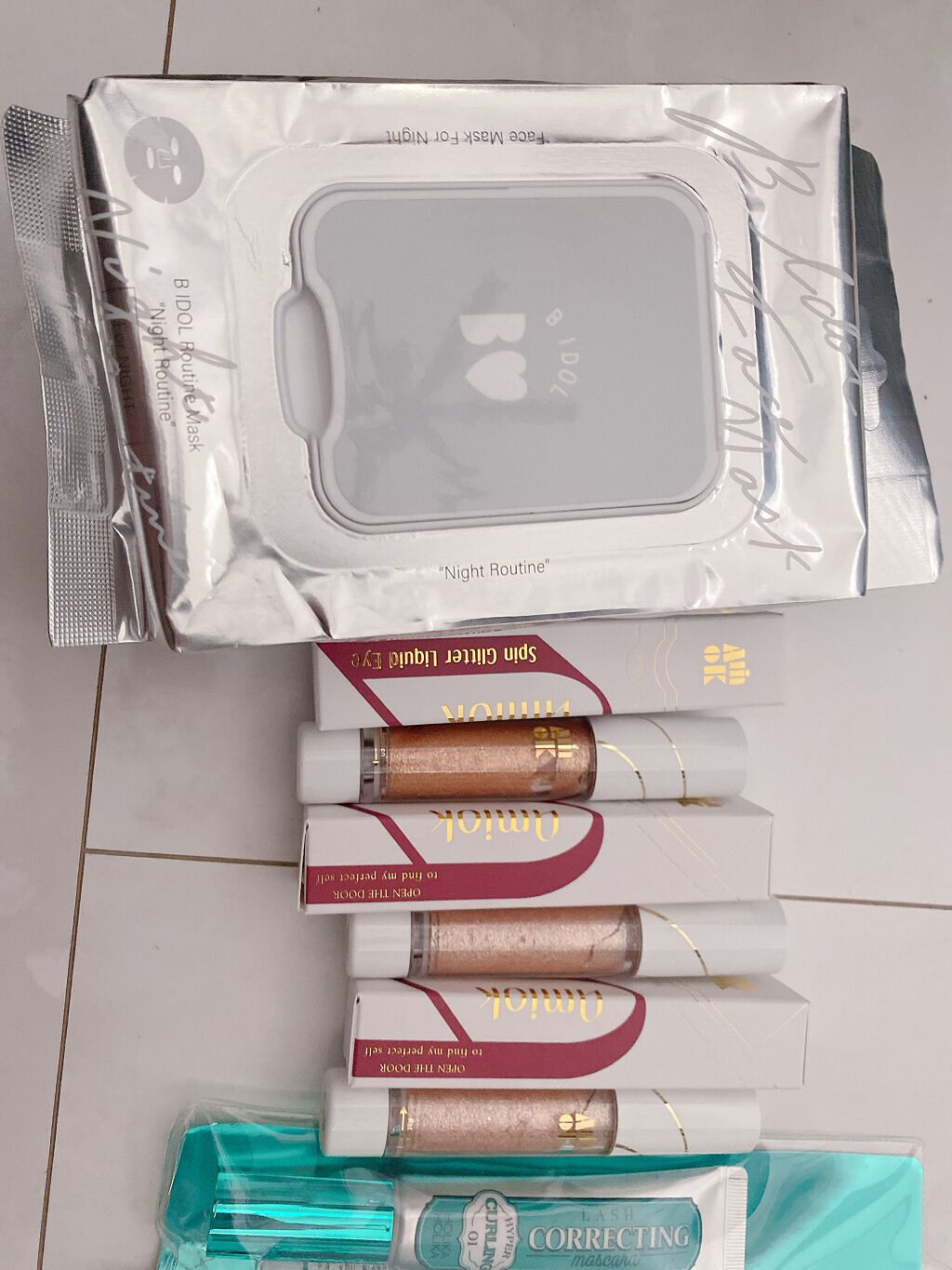 スピングリッターリキッドアイグロー/AMIOK/グリッターを使ったクチコミ（1枚目）