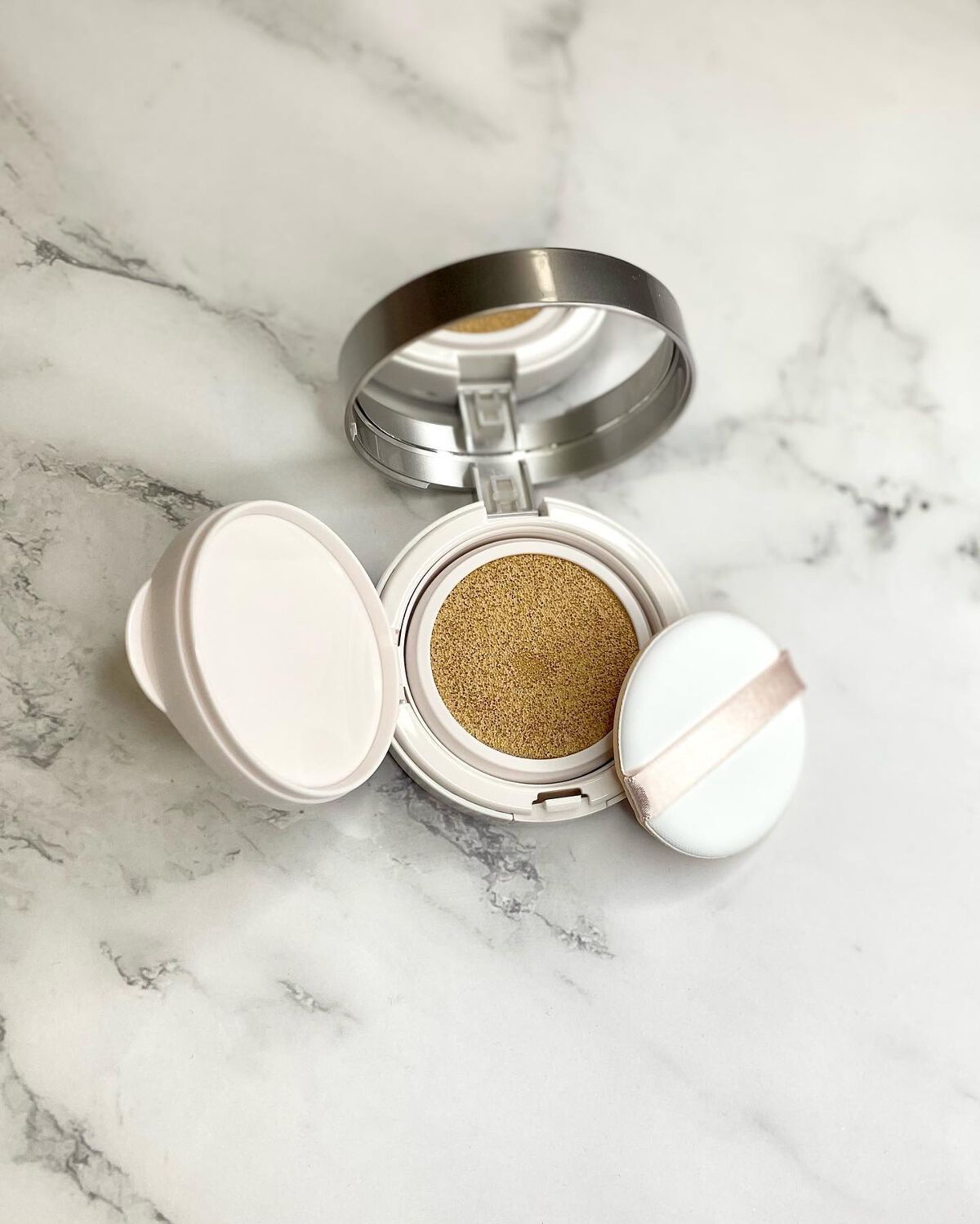 リンクルホワイトクッションファンデーション/コラリッチ/クッションファンデーションを使ったクチコミ(2枚目)