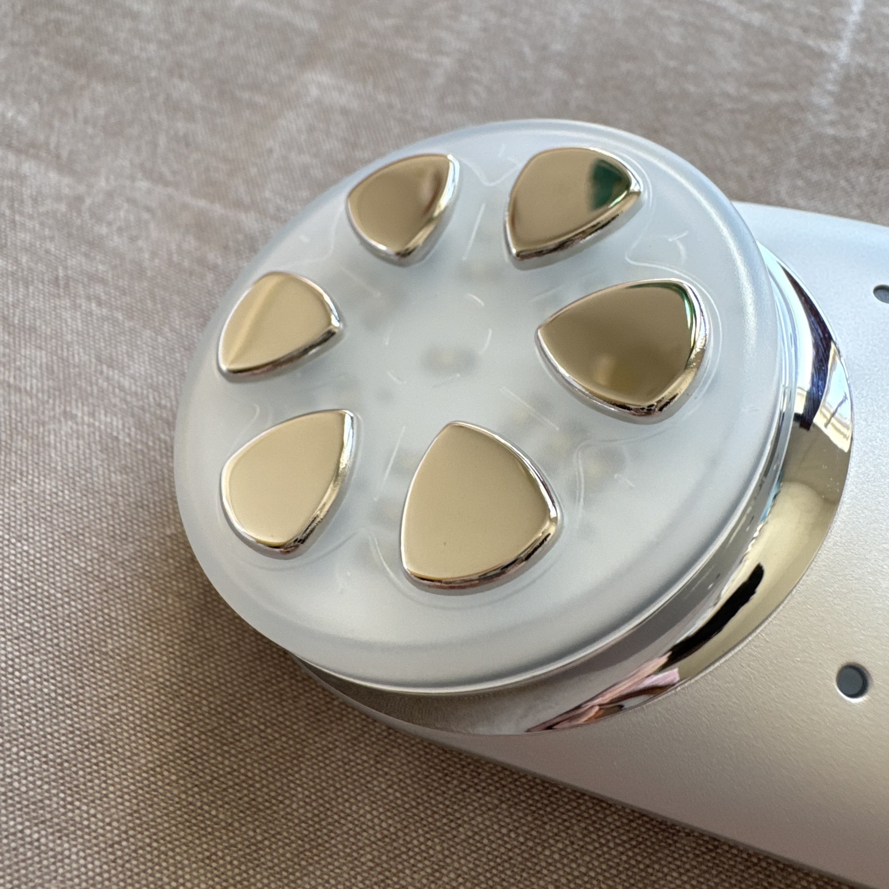 トータルフェイシャルプラス/MELLIFE/美顔器・マッサージを使ったクチコミ（2枚目）