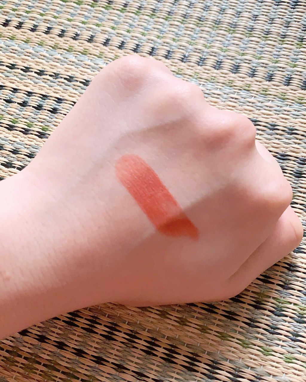 アイクラッシュ スパンコールピグメント/B. by BANILA/単色アイシャドウを使ったクチコミ（2枚目）