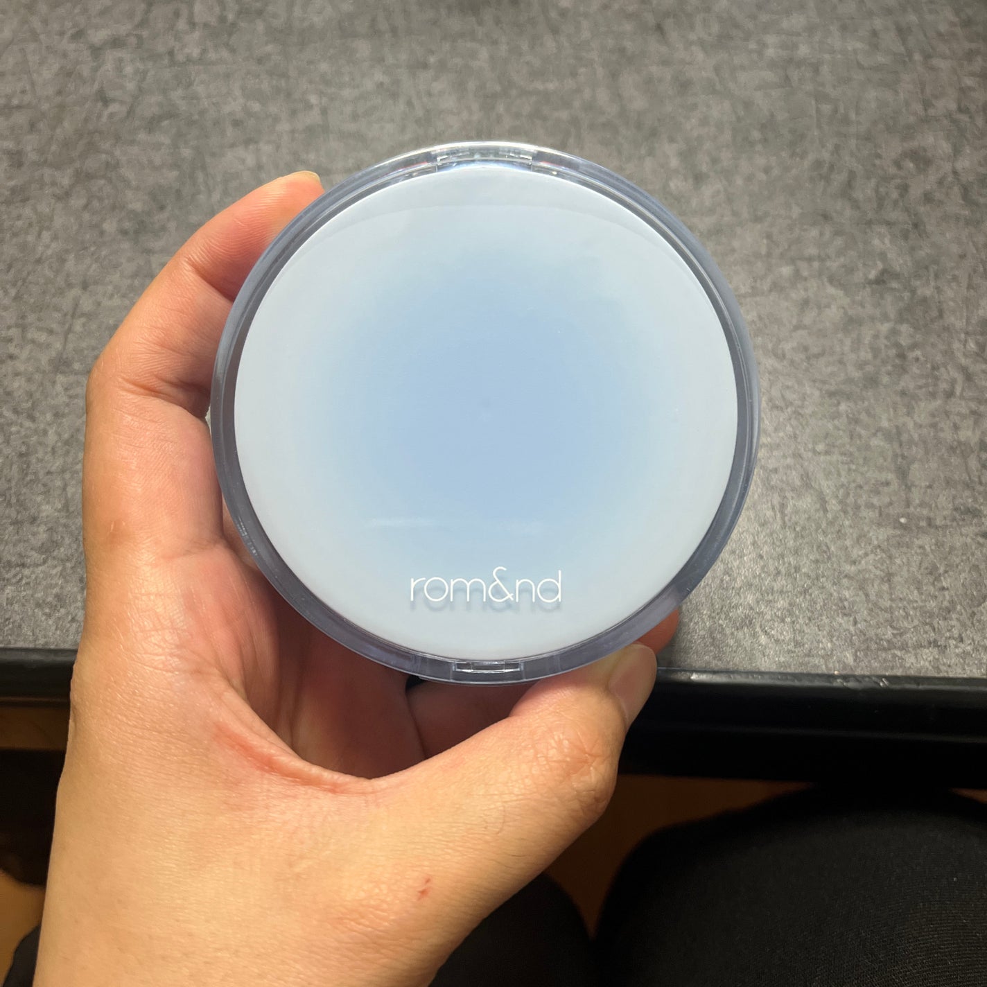 ベアウォータークッション/rom&nd/クッションファンデーションを使ったクチコミ(1枚目)