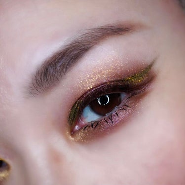 BLITZ ASTRAL QUAD RITUALISTIC ROSE/PAT McGRATH LABS/アイシャドウパレットを使ったクチコミ（2枚目）