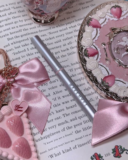 グリッツロングウェアスティックシャドウ/wakemake/パウダーアイシャドウを使ったクチコミ(4枚目)