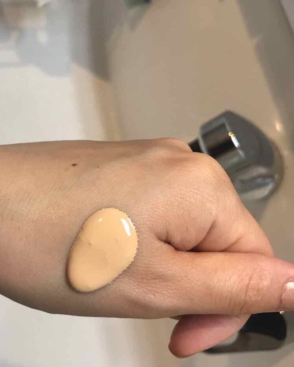 ザ グロウ ファンデーション/ADDICTION/リキッドファンデーションを使ったクチコミ（2枚目）