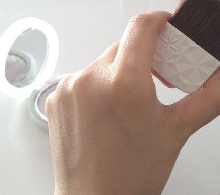 AQ オーラ リフレクター/DECORTÉ/プレストパウダーを使ったクチコミ(4枚目)