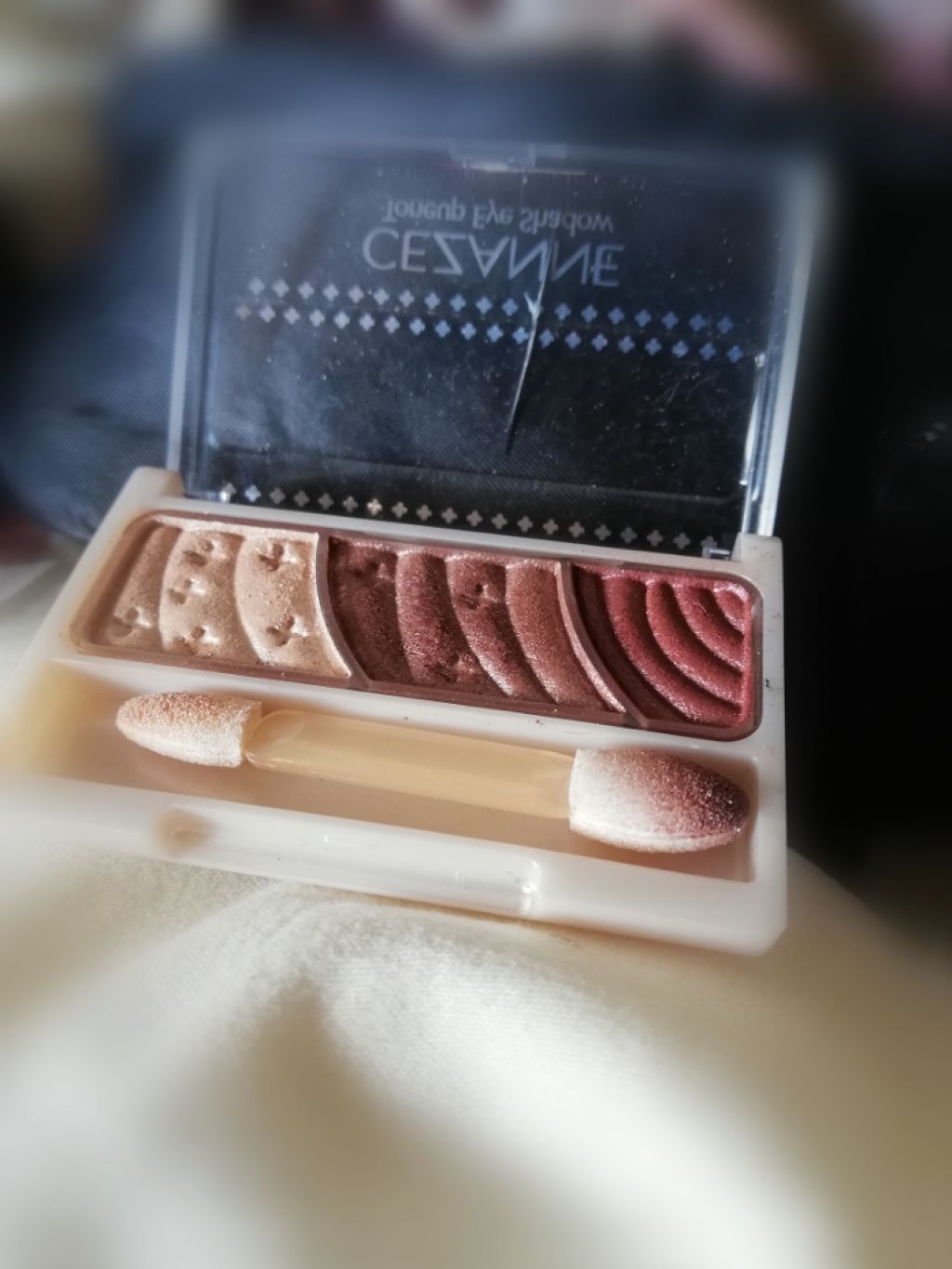 トーンアップアイシャドウ/CEZANNE/アイシャドウパレットを使ったクチコミ（1枚目）